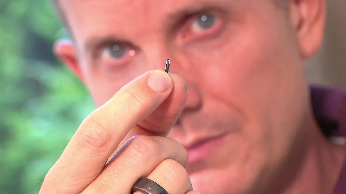 Auf so einem Mikrochip können wichtige Informationen abgelegt werden.