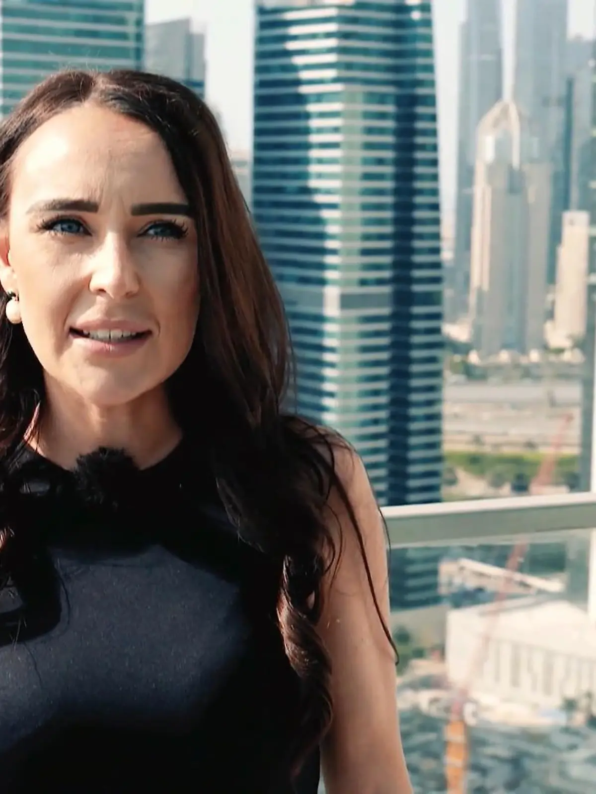 Die gebürtige Bonnerin Anna-Franziska Sturm ist Maklerin der Superreichen in Dubai! Sie unterbreitet den Scheichs millionenschwere Immobilienangebote.