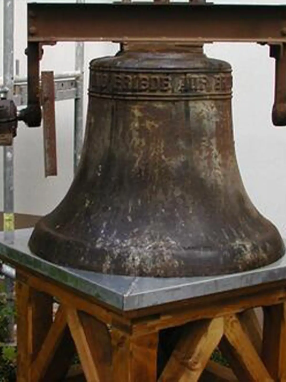 Gestohlene Kirchenglocke von Dietzenbach