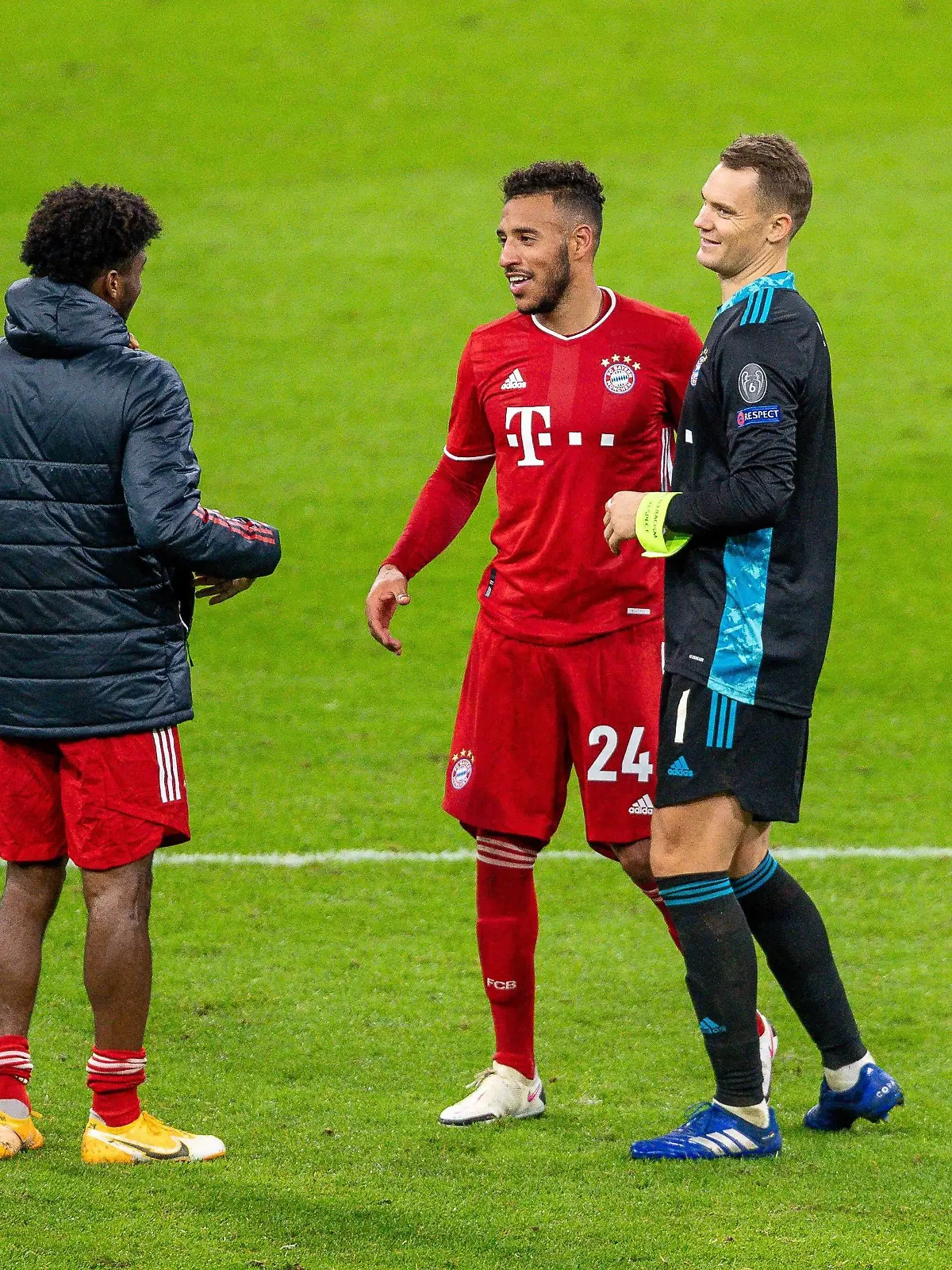  GER, FC Bayern Muenchen vs. Atletico Madrid, Fussball, Champions League, 1. Spieltag, 2020/2021, 21.10.2020 Kingsley Coman FC Bayern Muenchen, 29, Corentin Tolisso FC Bayern Muenchen 24, Manuel Neuer, Torwart FC Bayern Muenchen 01, GER, FC Bayern Muenchen vs. Atletico Madrid, Fussball, Champions League, 1. Spieltag, 2020/2021, 21.10.2020, DFB/DFL regulations prohibit any use of photographs as image sequences and/or quasi-video., Foto: Eibner-Pressefoto/Sascha Walther/POOL Muenchen Allianz-Arena Bayern Deutschland *** GER, FC Bayern Muenchen vs Atletico Madrid, Football, Champions League, 1 Matchday, 2020 2021, 21 10 2020 Kingsley Coman FC Bayern Muenchen, 29 , Corentin Tolisso FC Bayern Muenchen 24 , Manuel Neuer, Goalkeeper FC Bayern Muenchen 01 , GER, FC Bayern Muenchen vs Atletico Madrid, Football, Champions League, 1 matchday, 2020 2021, 21 10 2020, DFB DFL regulations prohibit any use of photographs as image sequences and or quasi video , Foto Eibner Pressefoto Sascha Walther POOL Munich Allianz Arena Bayern Deutschland Poolfoto Eibner/Sascha Walther/POOL ,EDITORIAL USE ONLY