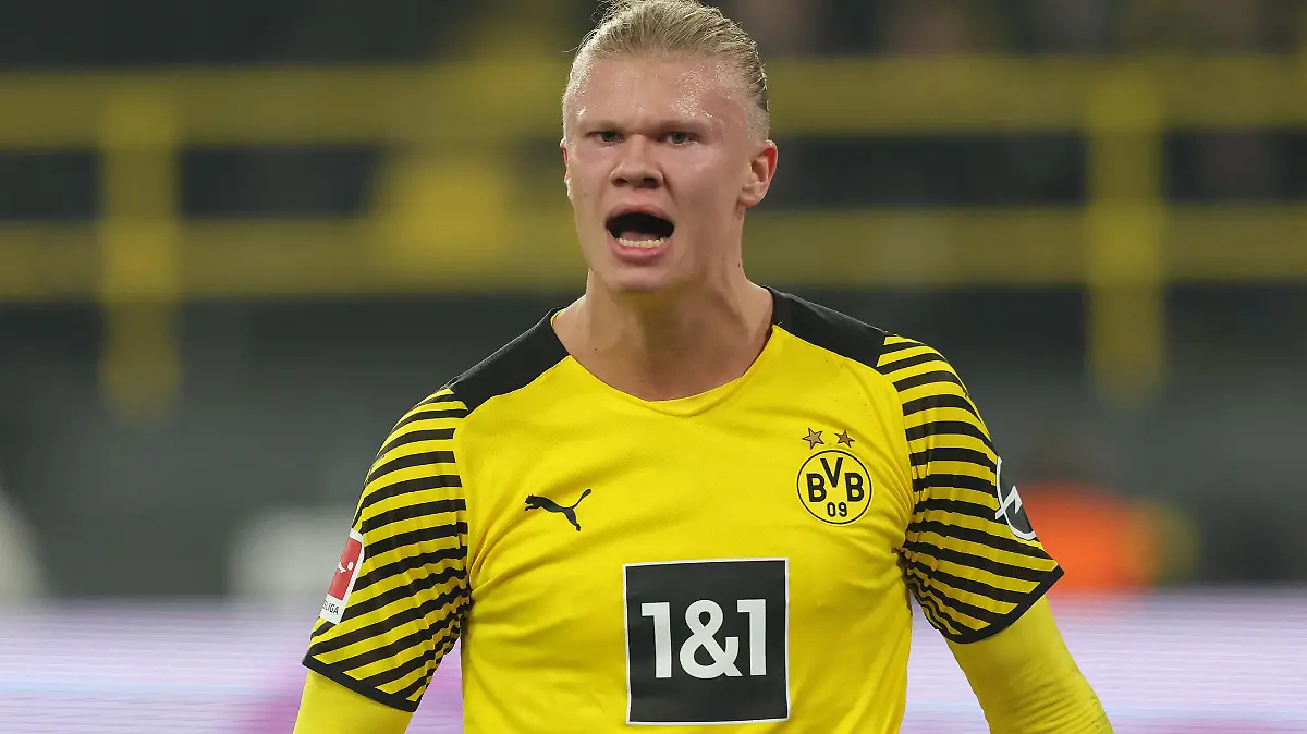 firo : 15.12.2021, Fu?ball, 1.Bundesliga, Saison 2021/2022, BVB, Borussia Dortmund - Greuther F?rth Erling Haaland , schiesst , das , tor , zum , 2:0 , Jubel , jubelt