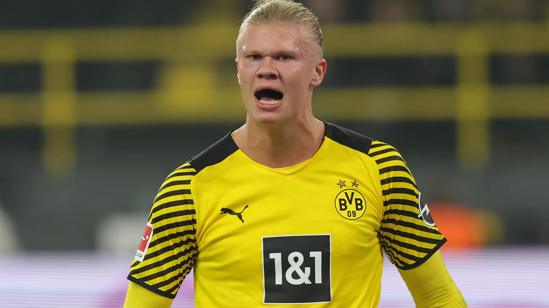 firo : 15.12.2021, Fu?ball, 1.Bundesliga, Saison 2021/2022, BVB, Borussia Dortmund - Greuther F?rth Erling Haaland , schiesst , das , tor , zum , 2:0 , Jubel , jubelt