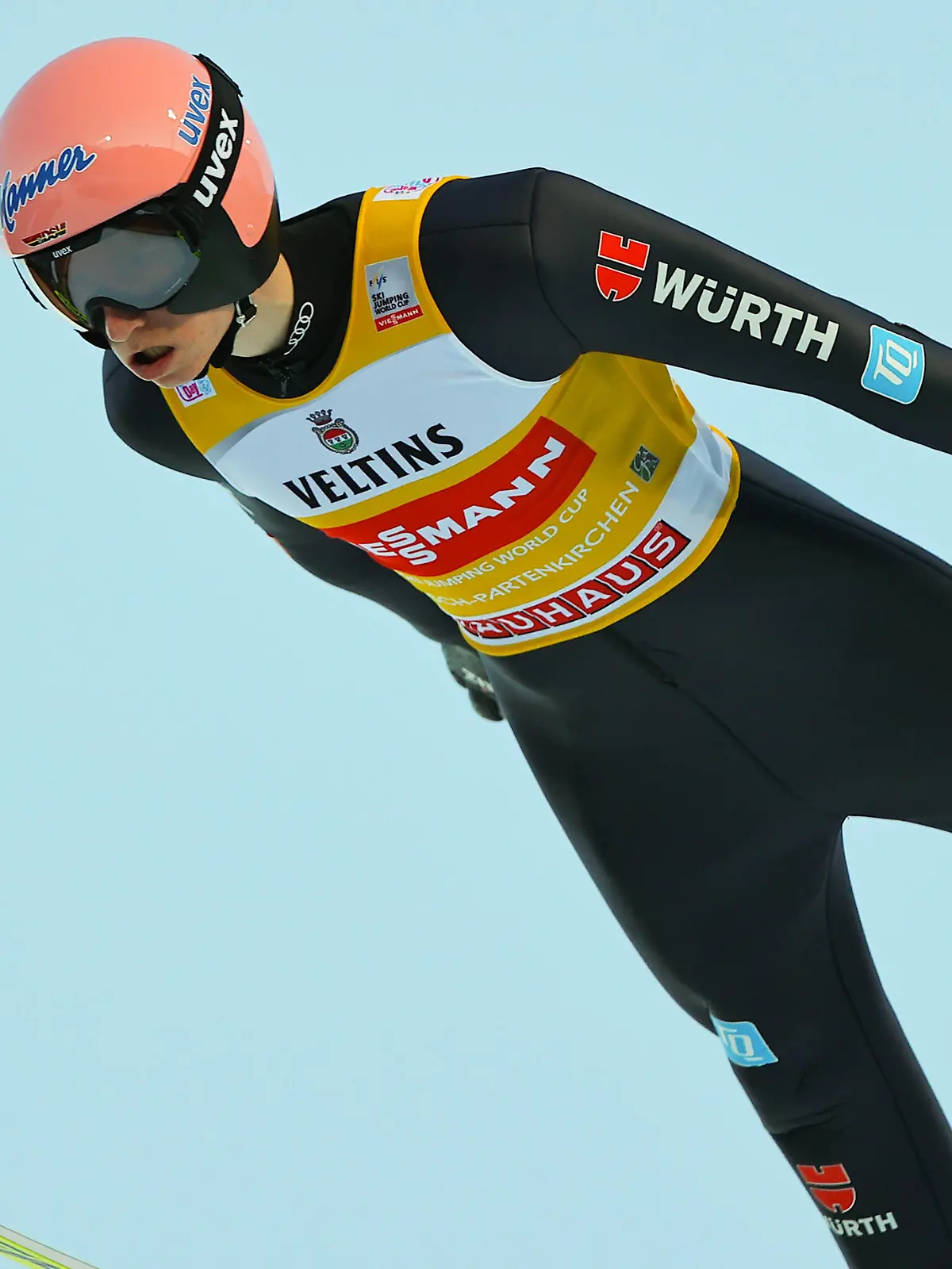  Ski jumping, Skispringen, Ski, nordisch - FIS WC Garmisch-Partenkirchen GARMISCH-PARTENKIRCHEN,GERMANY,31.DEC.21 - NORDIC SKIING, SKI JUMPING - FIS World Cup, Four Hills Tournament, large hill, training and qualification. Image shows Karl Geiger GER. PUBLICATIONxNOTxINxAUTxSUIxSWE GEPAxpictures/xThomasxBachun 