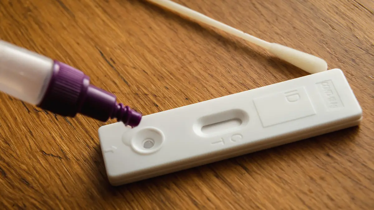covid 19 Antigen Schnelltest Set für zu Hause zum Selbsttest, Bürgertest Corona Virus Testkassette