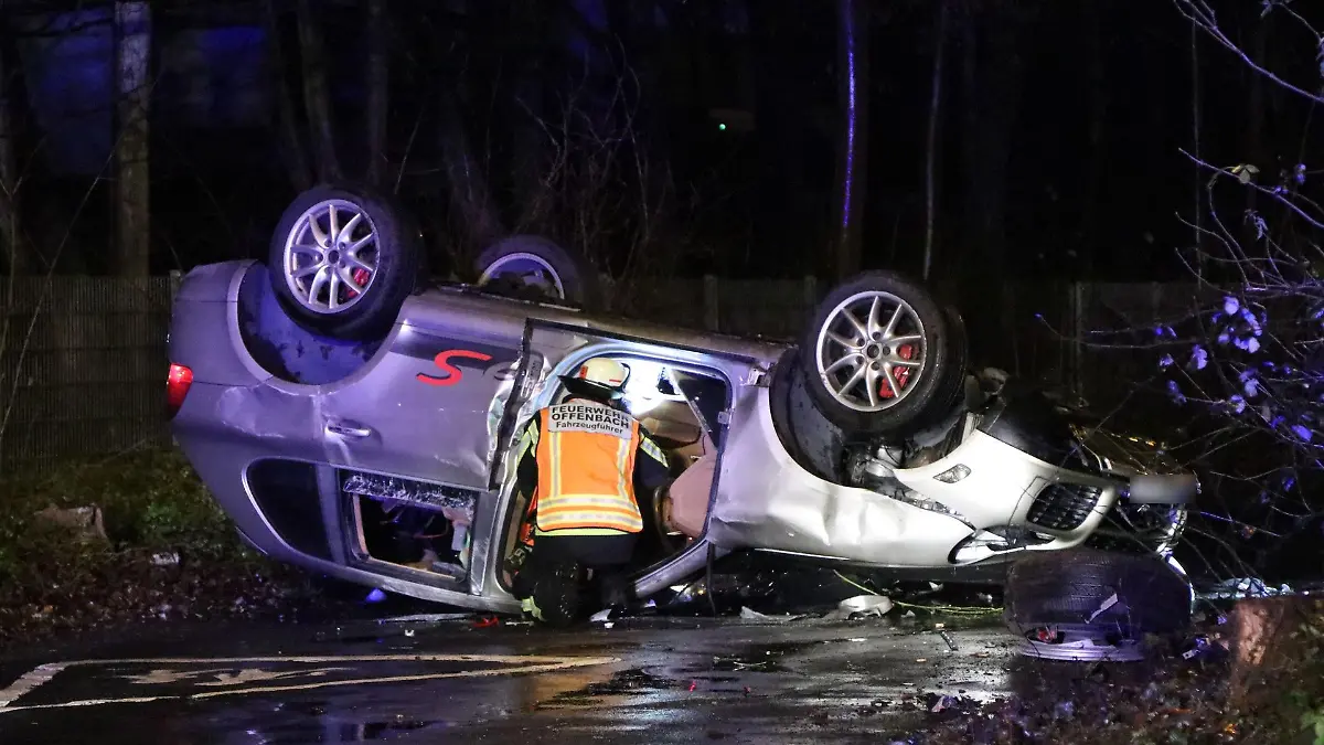 Porsche-Unfall in Offenbach