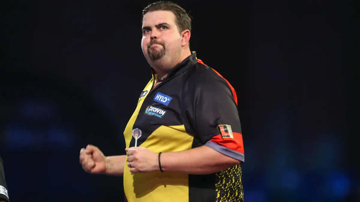 PDC World Darts Championship 2022 Gabriel Clemens hits a double and celebrates during the PDC World Darts Championship 2022, at Alexandra Palace, London, United Kingdom on 27 December 2021. Editorial use only PUBLICATIONxNOTxINxUK , Copyright: xShanexHealeyx PSI-14255-0097