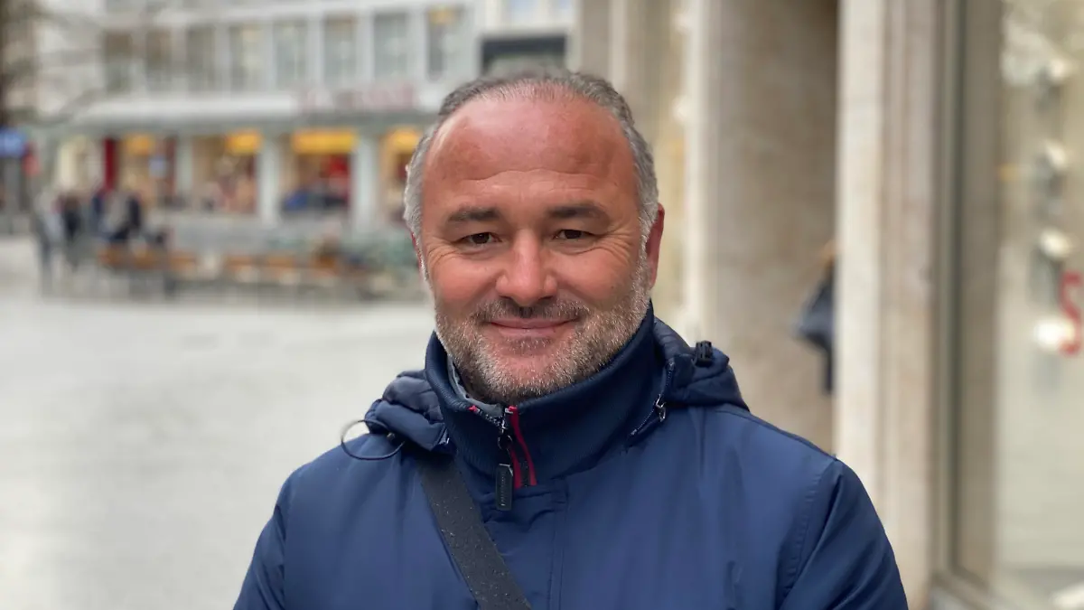 Neujahrswunsch von Adam Salvany