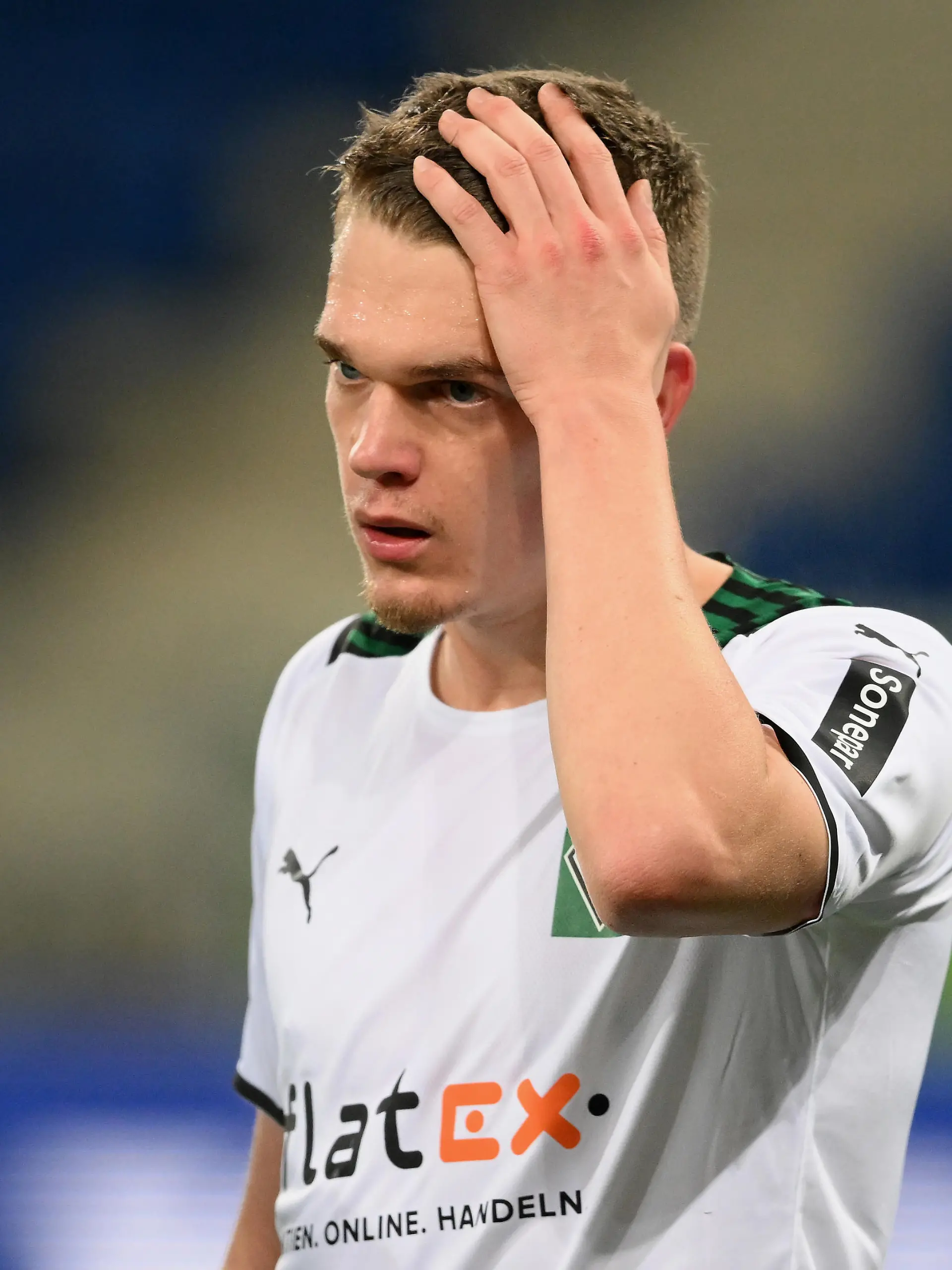 SINSHEIM, GERMANY - DECEMBER 18: Matthias Ginter Borussia Mönchengladbach reacts during the Bundesliga match between TSG Hoffenheim and Borussia Mönchengladbach at PreZero-Arena on December 18, 2021 in Sinsheim, Germany. (Photo by Matthias Hangst/Getty Images)
