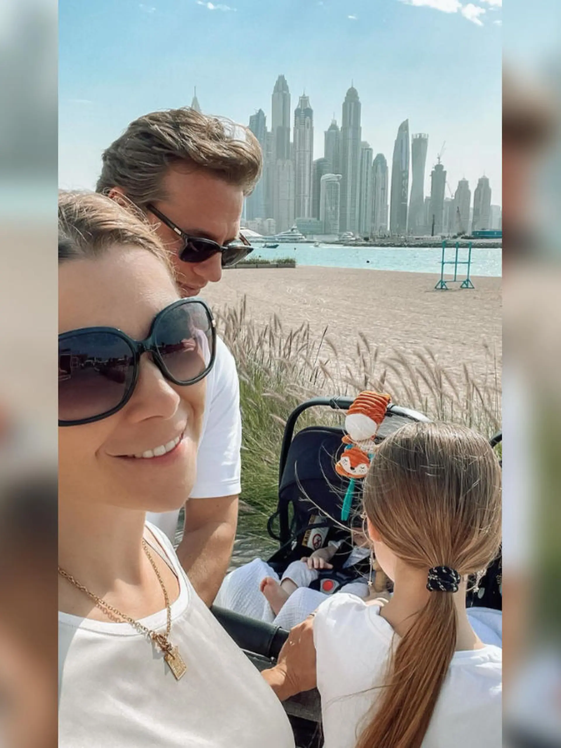 Tanja Szewczenko und ihre Familie machen spontanen Urlaub in Dubai.