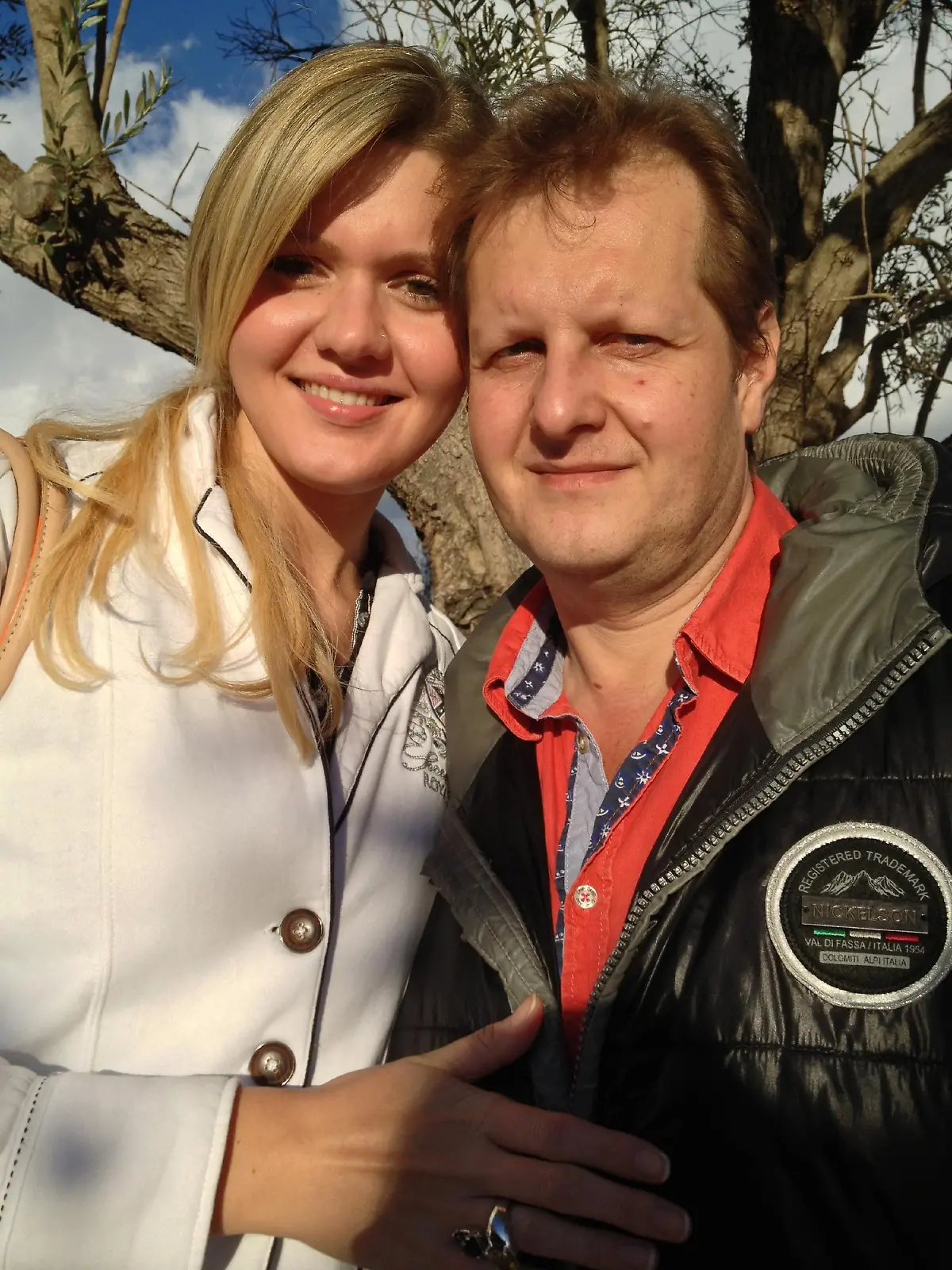 Damals waren Jenny Matthias und Jens Büchner Mallorcas Traumpärchen. Drei Jahre lang kämpften sie gemeinsam um ihre Existenz auf der Insel. Seit ihrer Trennung kämpft jeder für sich.