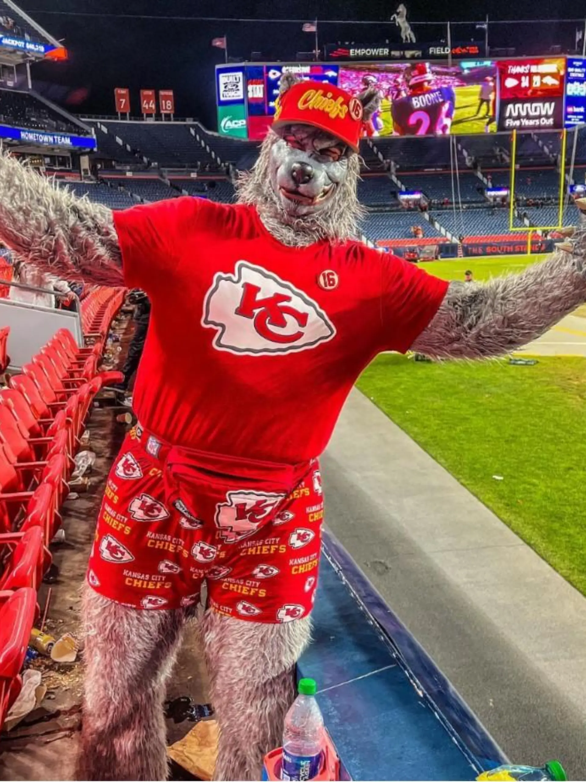 Superfan Xaviar Babudar