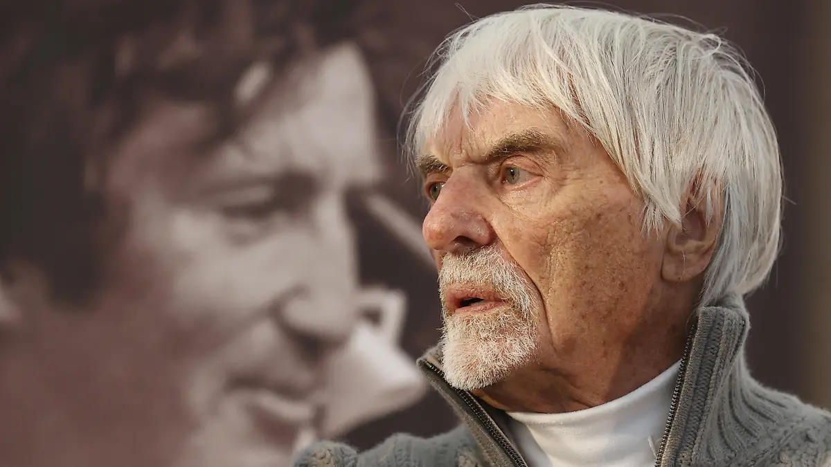 ABD0111_20211007 - GRAZ - ÖSTERREICH: Ex Formel Eins Boss Bernie Ecclestone während der Einweihung des Jochen-Rindt-Platzes im Grazer Stadtteil Reininghaus anl. der Jochen Rindt Gedenkfeierlichkeiten am Donnerstag, 07. Oktober 2021, in Graz. - FOTO: APA/ERWIN SCHERIAU - 20211007_PD4431