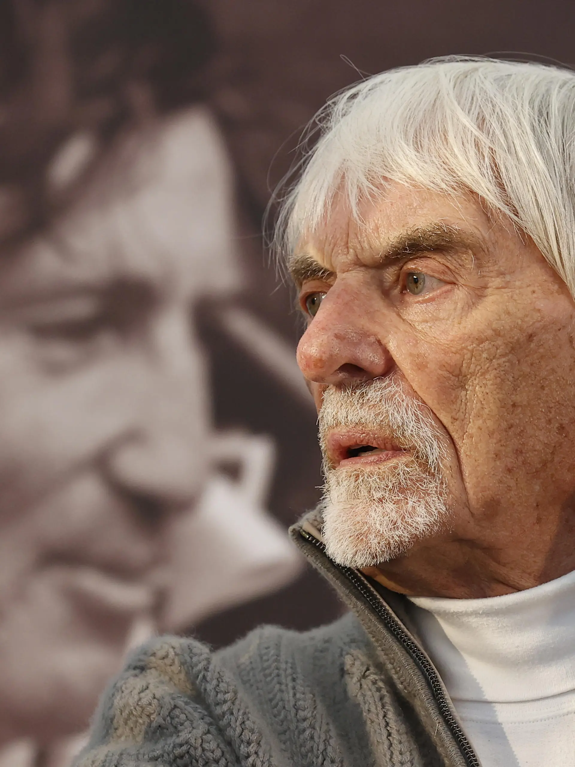 ABD0111_20211007 - GRAZ - ÖSTERREICH: Ex Formel Eins Boss Bernie Ecclestone während der Einweihung des Jochen-Rindt-Platzes im Grazer Stadtteil Reininghaus anl. der Jochen Rindt Gedenkfeierlichkeiten am Donnerstag, 07. Oktober 2021, in Graz. - FOTO: APA/ERWIN SCHERIAU - 20211007_PD4431