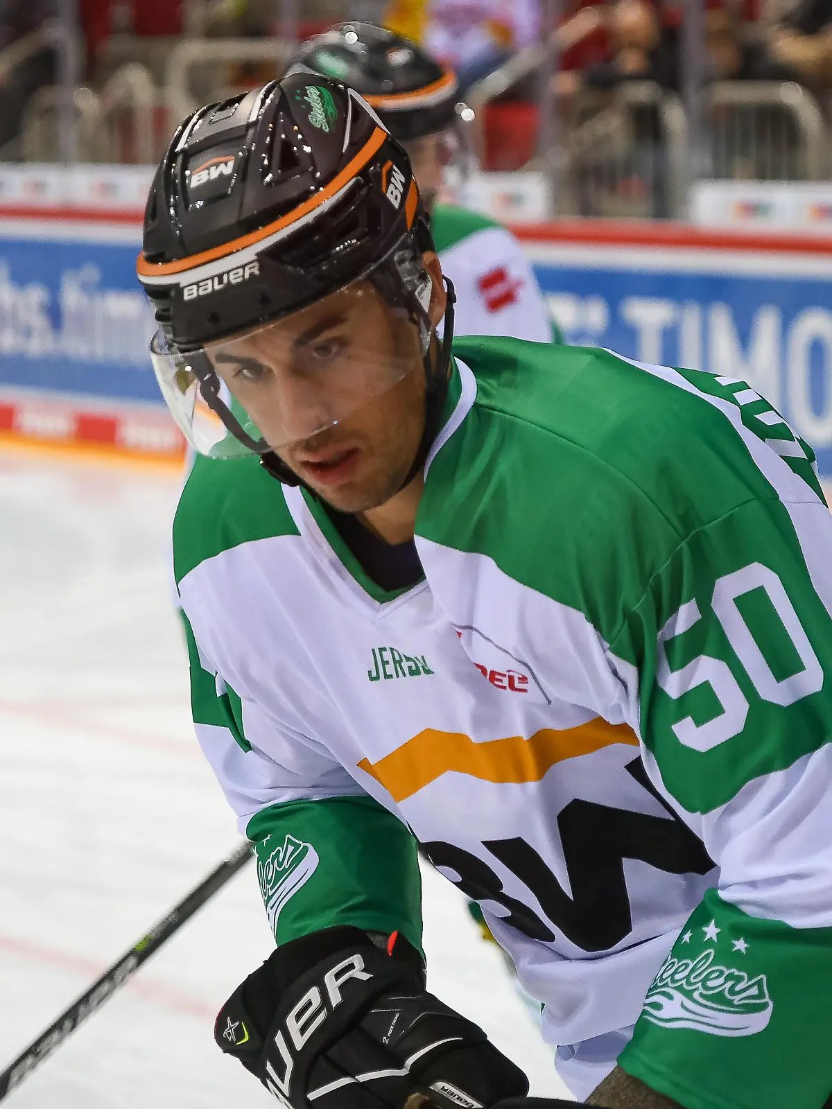 Avery Peterson (Bietigheim Steelers, #50). DEG vs. SC Bietigheim Steelers, Eishockey, Deutsche Eishockey Liga, 30. Spieltag, Saison 2021/2022, 12.12.2021, Foto: Eibner/Thomas Haesler