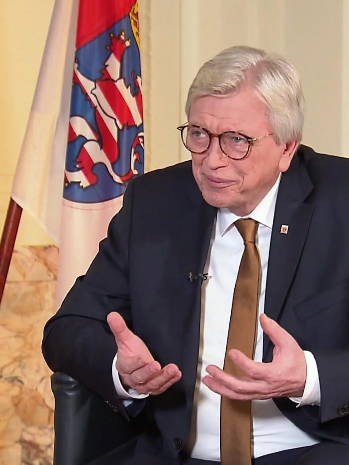 Volker Bouffier im RTL Hessen-Weihnachtsinterview am 23.12.2021