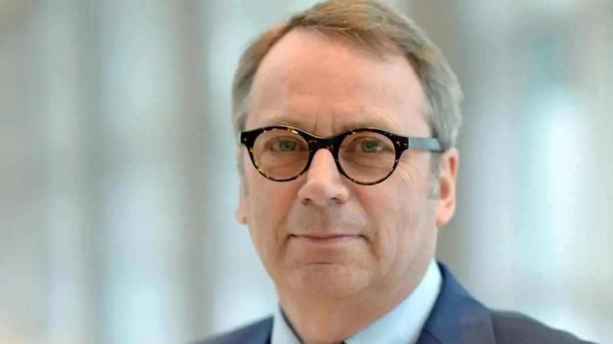Der Vorsitzende des Verbandes Bildung und Erziehung (VBE), Udo Beckmann. Foto: Hendrik Schmidt/Archiv