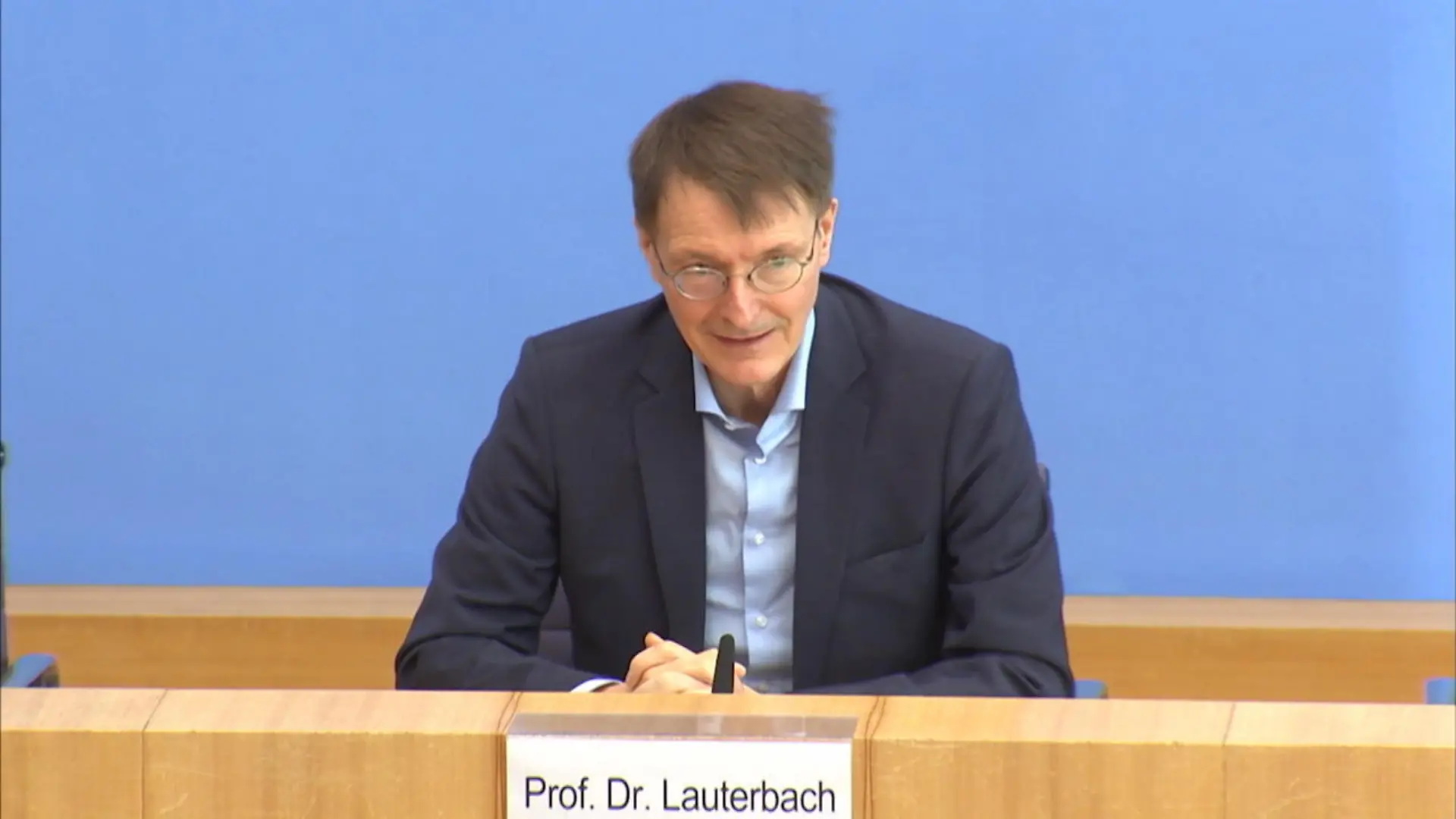 Karl Lauterbach zu Booster-Effekt Pressekonferenz des Gesundheitsministers