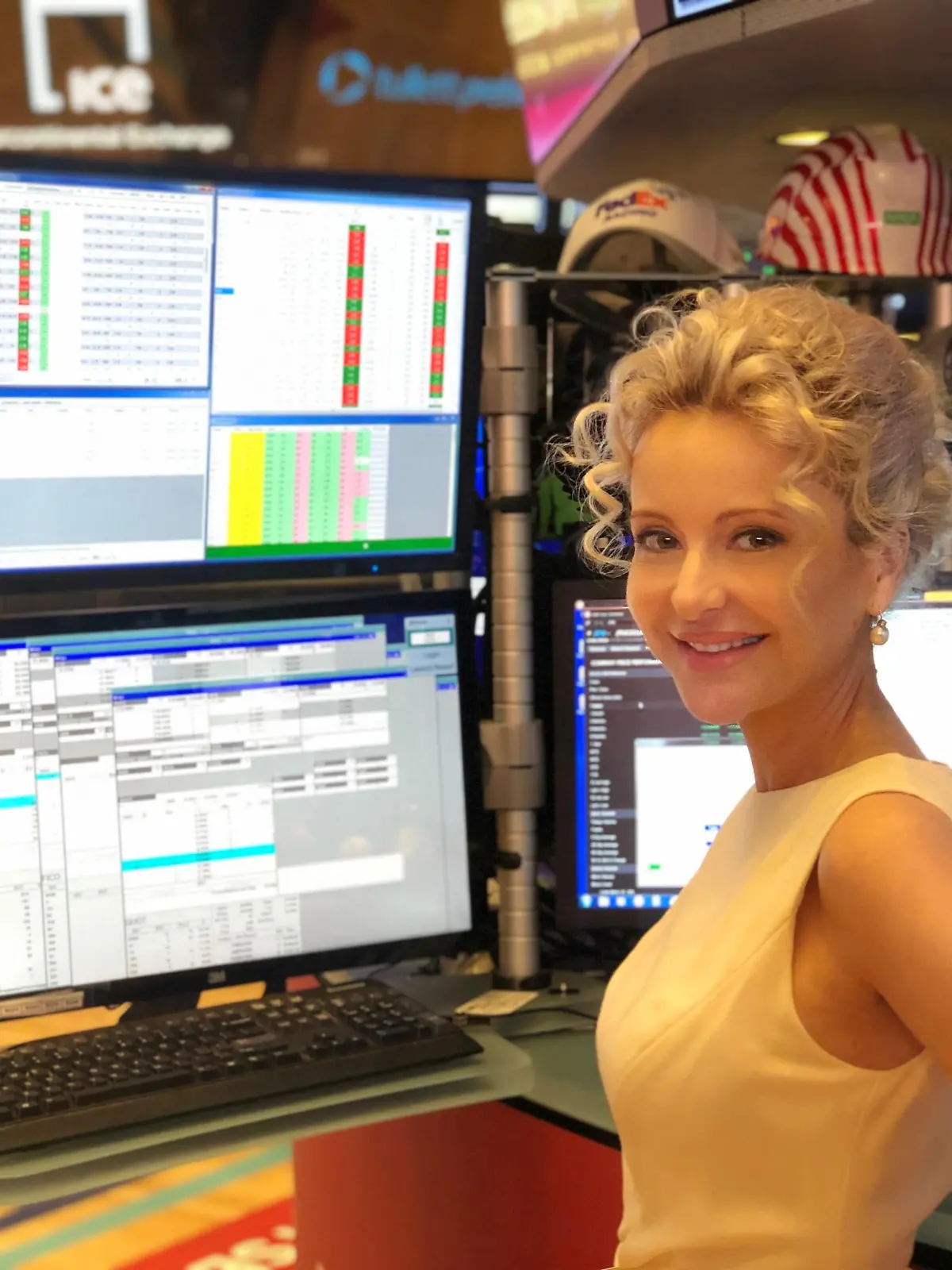 Sandra Navidi, Finanzexpertin und Bestsellerautorin