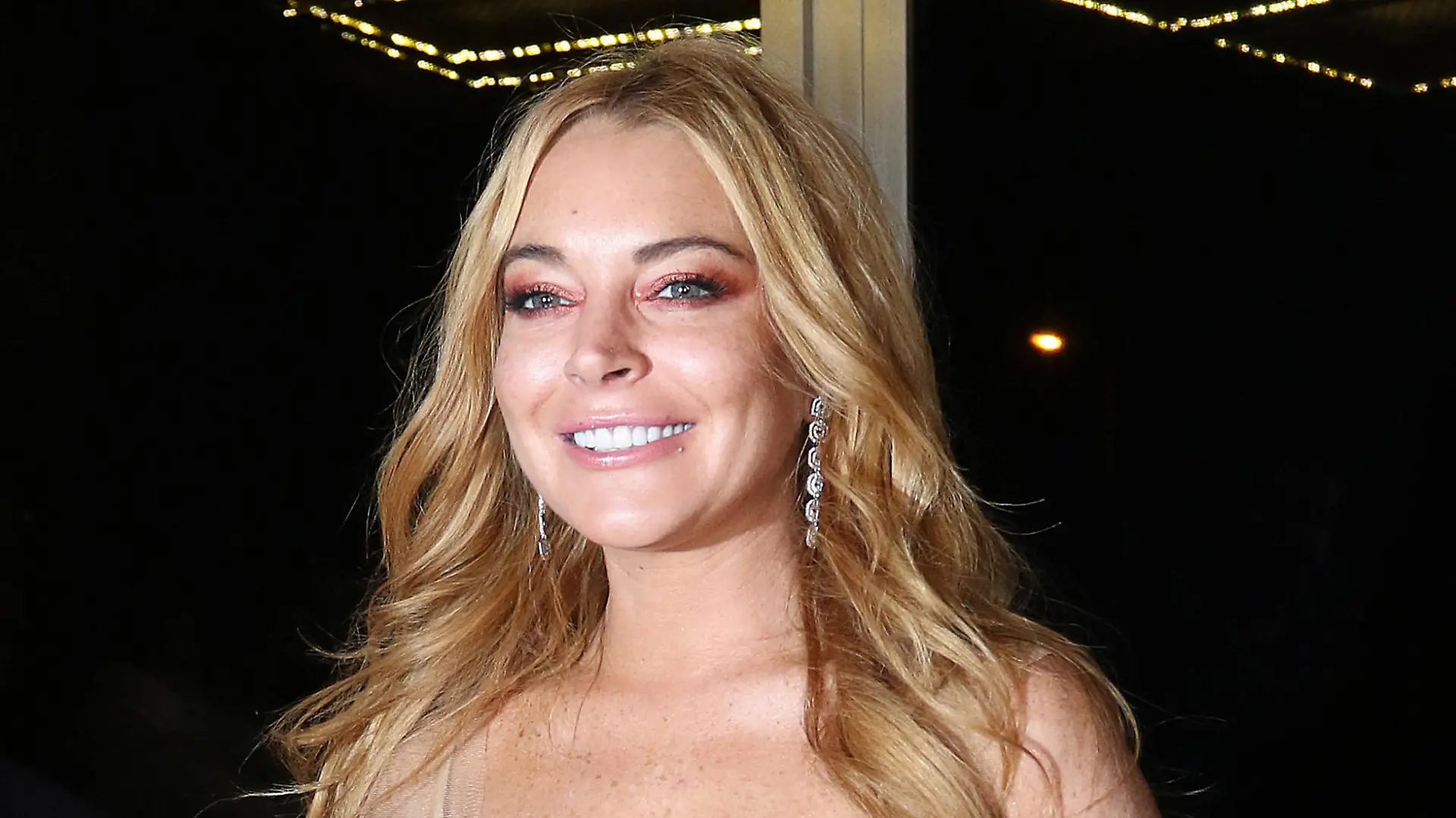 Lindsay Lohan attends the opening of her new nightclub in Athens, Greece called 'Lohan'. A Lindsay Lohan spokesperson reportedly told TMZ that Lohan will stop by the club, co-owned by her friend Dennis Papageorgiou, a few times a month. They also said it has an "abandoned factory" look, a VIP section, and a VVIP section.
Featuring: Lindsay Lohan
Where: Athens, Greece
When: 15 Oct 2016
Credit: Papadakis Press/WENN.com
**Not available for Publication in Greece, Cyprus**