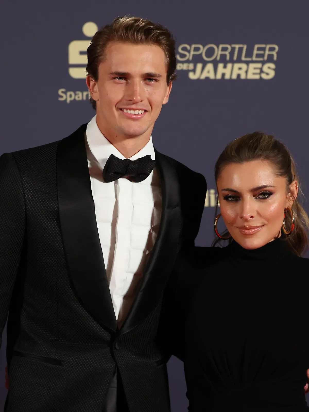 Tennisspieler Alexander Zverev und Sophia Thomalla kommen zur Gala zur Wahl der "Sportler des Jahres" 2021.