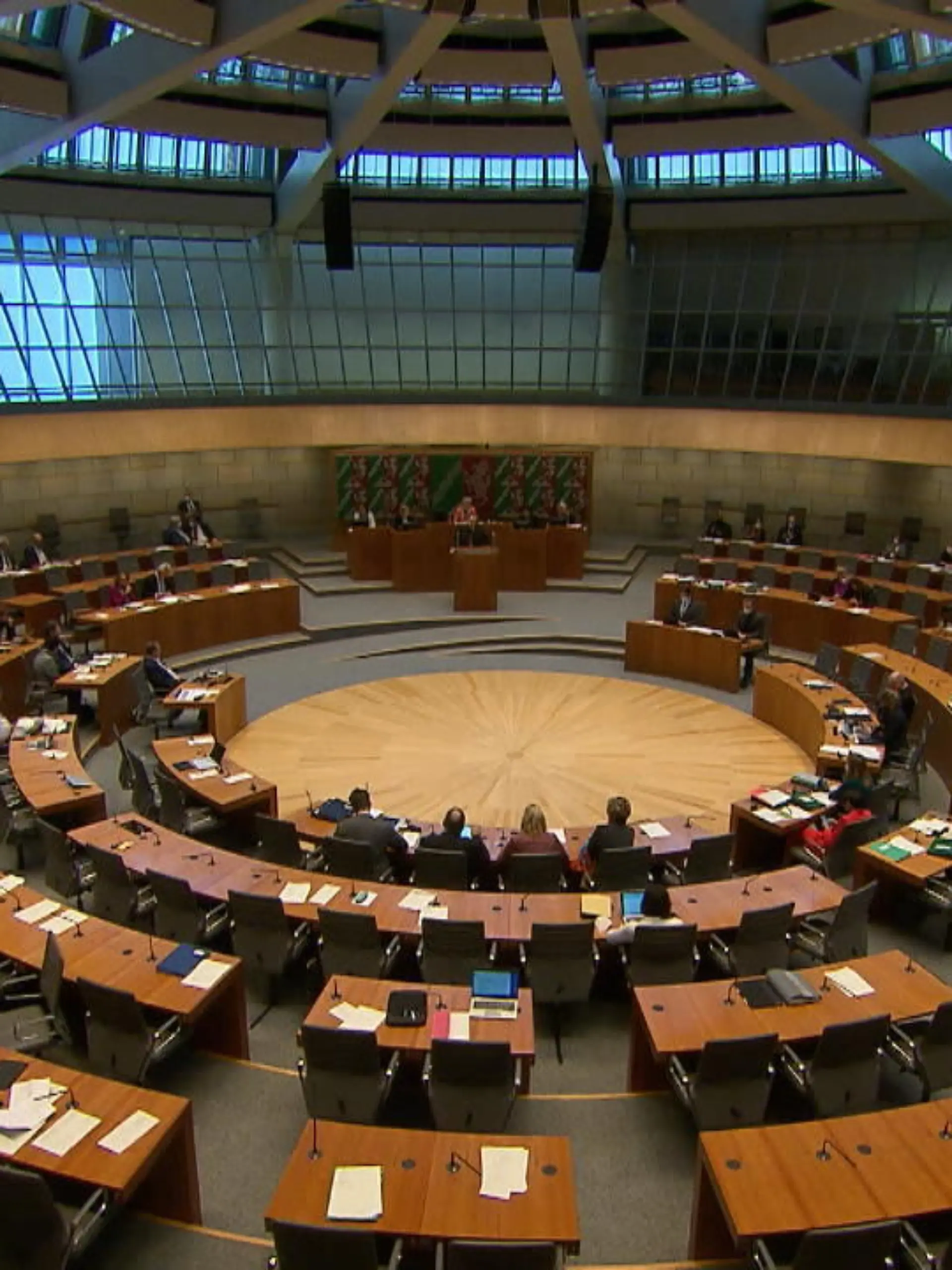 Bild zu: "Auffrischungsimpfung Thema im Landtag"