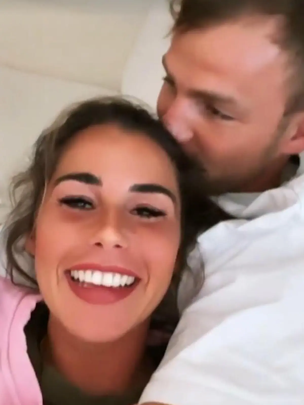 Bild zu: "Sarah Lombardi heiratet Julian Büscher"