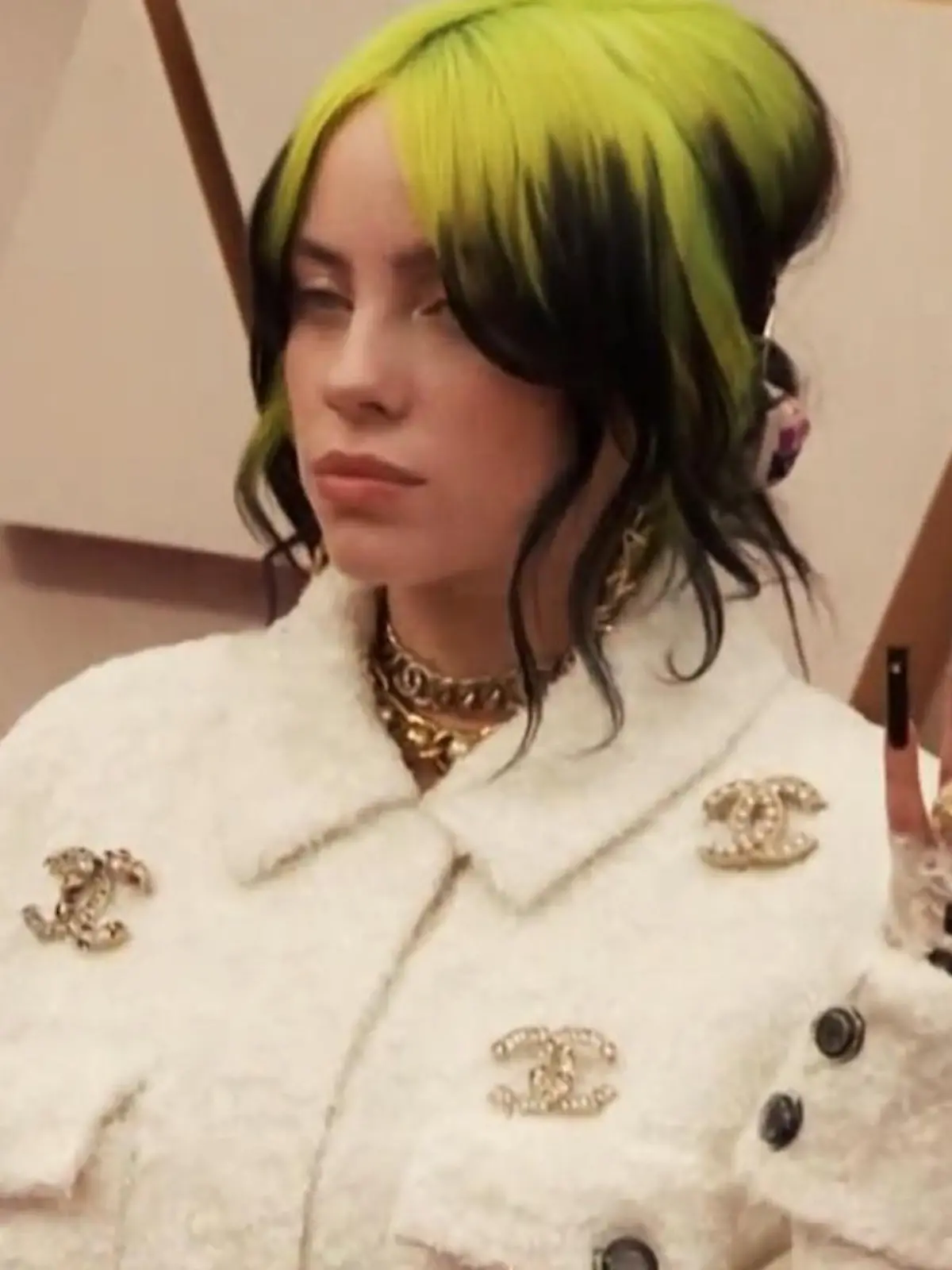Bild zu: "Sängerin Billie Eilish ist ihrem Stil wieder treu"