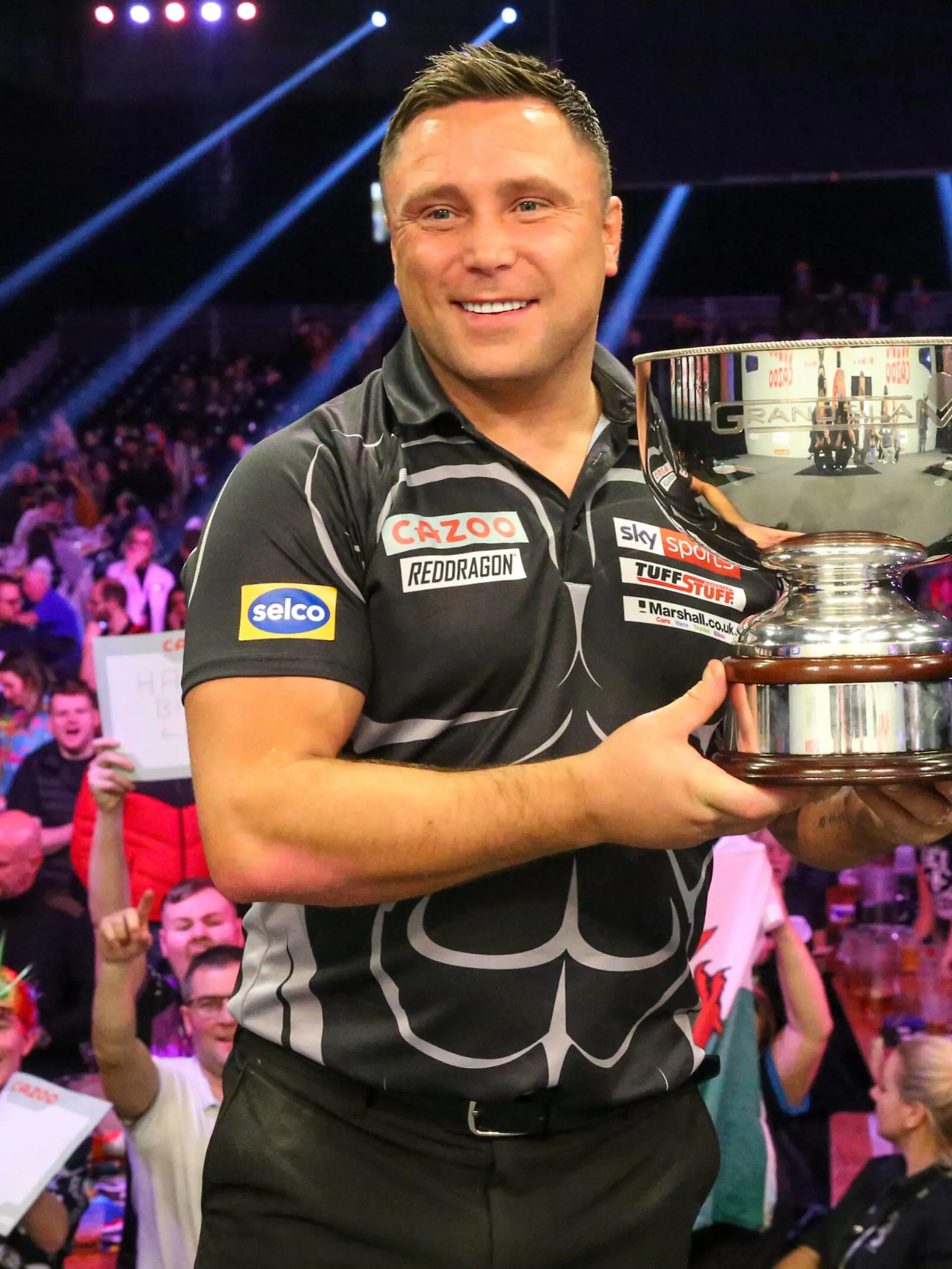  Darts Finals Night Grand Slam of Darts 2021 Gerwyn Price wins the 2021 Grand Slam of Darts during the Grand Slam of Darts 2021 finals night at Aldersley Leisure Village, Wolverhampton, United Kingdom on 21 November 2021. Editorial use only PUBLICATIONxNOTxINxUK , Copyright: xShanexHealeyx PSI-14033-0054