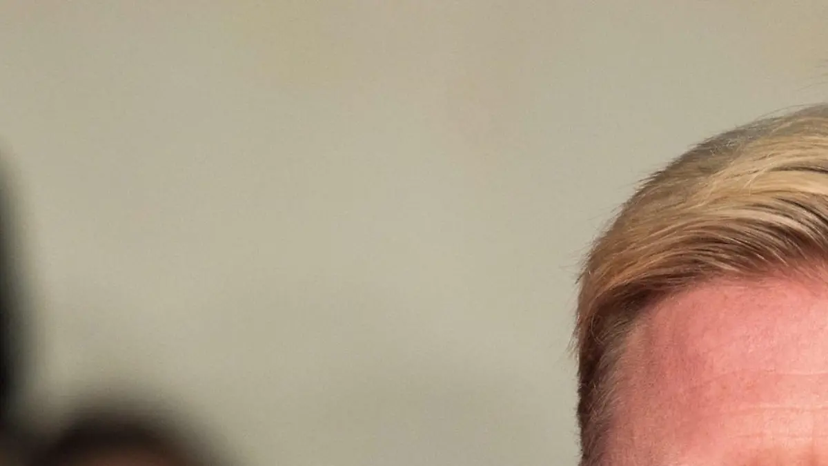 epa05651344 German former tennis player Boris Becker attends the world premiere of the documentary film 'I Am Bolt' at Leicester Square in London, Britain, 28 November 2016. The documentary opens in British cinemas on the same day. EPA/HAYOUNG JEON +++(c) dpa - Bildfunk+++