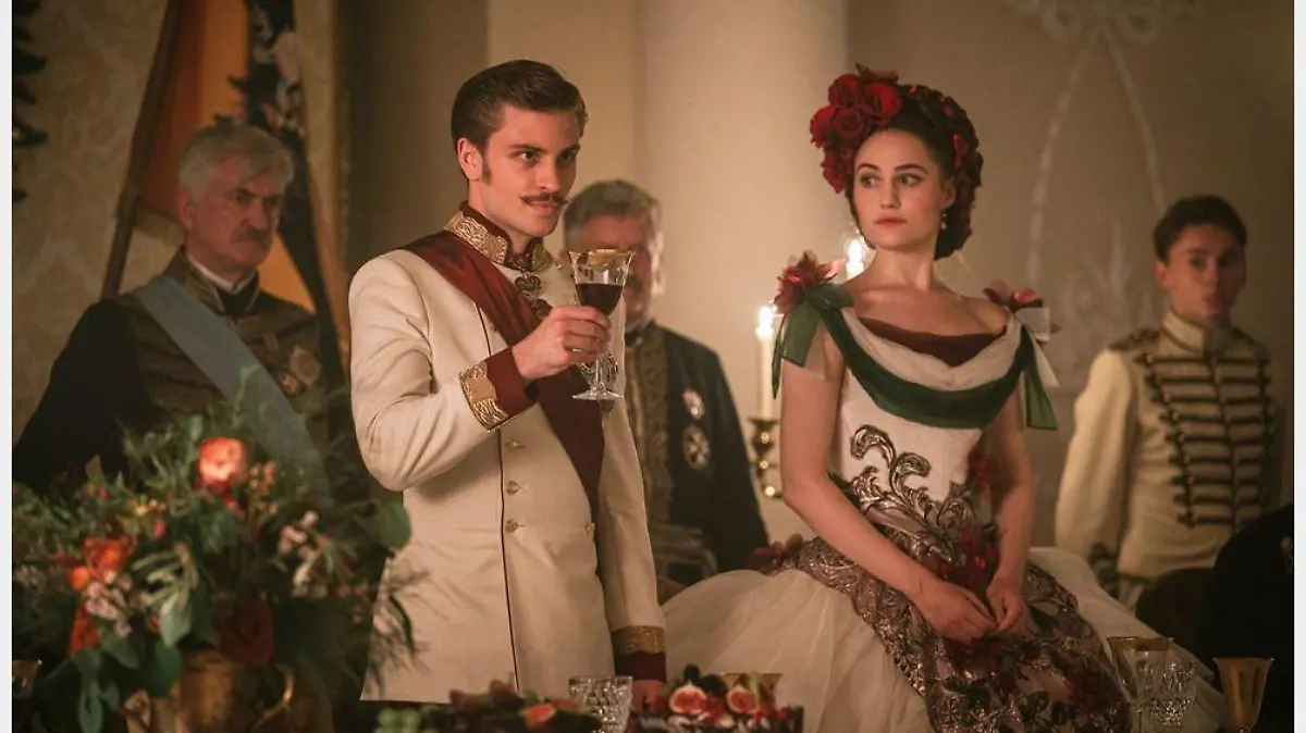 Einen Tag nach dem Streaming-Debut von "Sisi" gibt es schon etwas zu feiern!