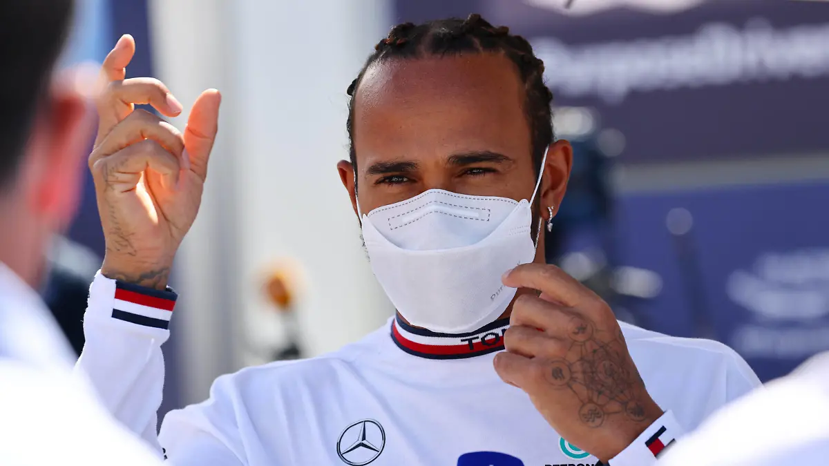 Formula 1 2021: Portuguese GP ALGARVE INTERNATIONAL CIRCUIT, PORTUGAL - APRIL 29: Sir Lewis Hamilton, Mercedes speaks to the media during the Portuguese GP at Algarve International Circuit on Thursday April 29, 2021 in Portimao, Portugal. Photo by Steve Etherington / LAT Images Images PUBLICATIONxINxGERxSUIxAUTxHUNxONLY GP2103_140547SNE42055 