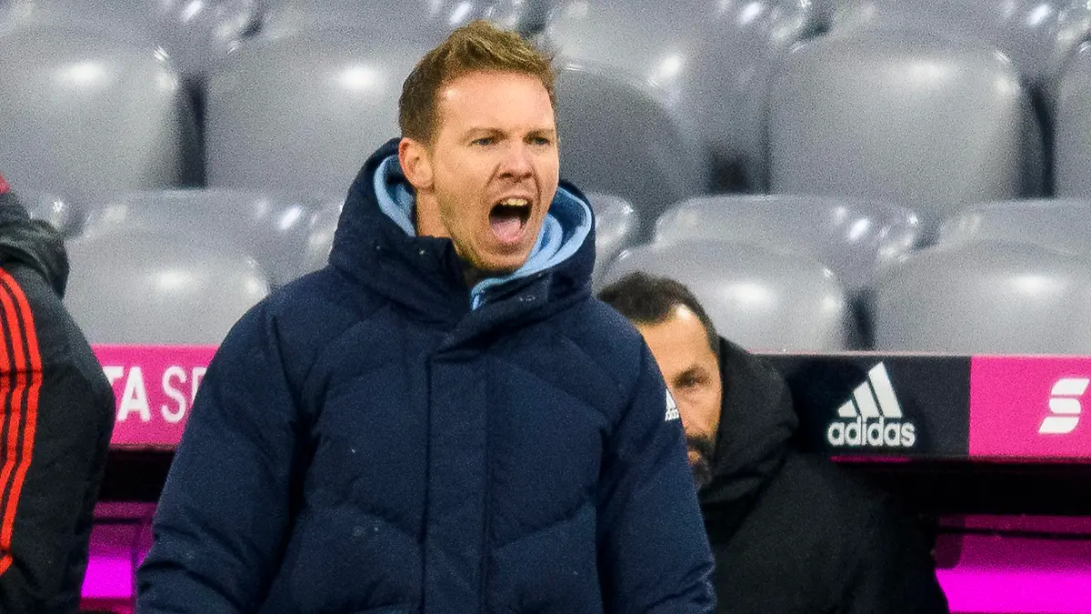GER, DFB, FC Bayern Muenchen vs. 1. FSV Mainz 05 / 11.12.2021, Allianz Arena, Muenchen, GER, DFB, FC Bayern Muenchen vs. 1. FSV Mainz 05, im Bild Julian Nagelsmann Cheftrainer FCB *** GER, DFB, FC Bayern Muenchen vs 1 FSV Mainz 05 11 12 2021, Allianz Arena, Muenchen, GER, DFB, FC Bayern Muenchen vs 1 FSV Mainz 05, in picture Julian Nagelsmann head coach FCB nordphotoxGmbHx/xStraubmeier nph00004 