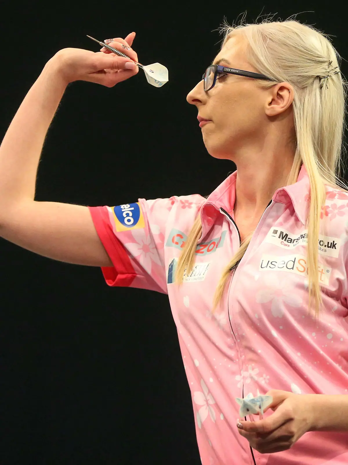  Darts Grand Slam of Darts 2021 PDC Fallon Sherrock during the 2021 Grand Slam of Darts at Aldersley Leisure Village, Wolverhampton, United Kingdom on 13 November 2021. Editorial use only PUBLICATIONxNOTxINxUK , Copyright: xShanexHealeyx PSI-14014-0122
