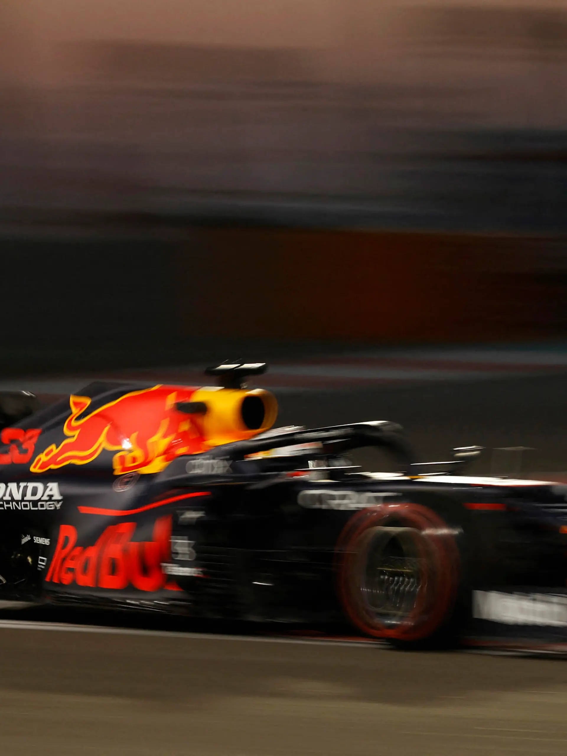 Formula One F1 - Abu Dhabi Grand Prix - Yas Marina Circuit, Abu Dhabi, United Arab Emirates - December 10, 2021 Red Bull's Max Verstappen during practice REUTERS/Hamad I Mohammed
