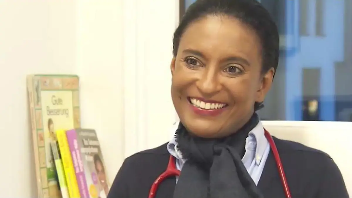 Dr. Karella Easwaran hat eine Qualifikation als Fachärztin für Kinderheilkunde und Jugendmedizin an der Klinik und Poliklinik für Kinderheilkunde der Universität zu Köln.