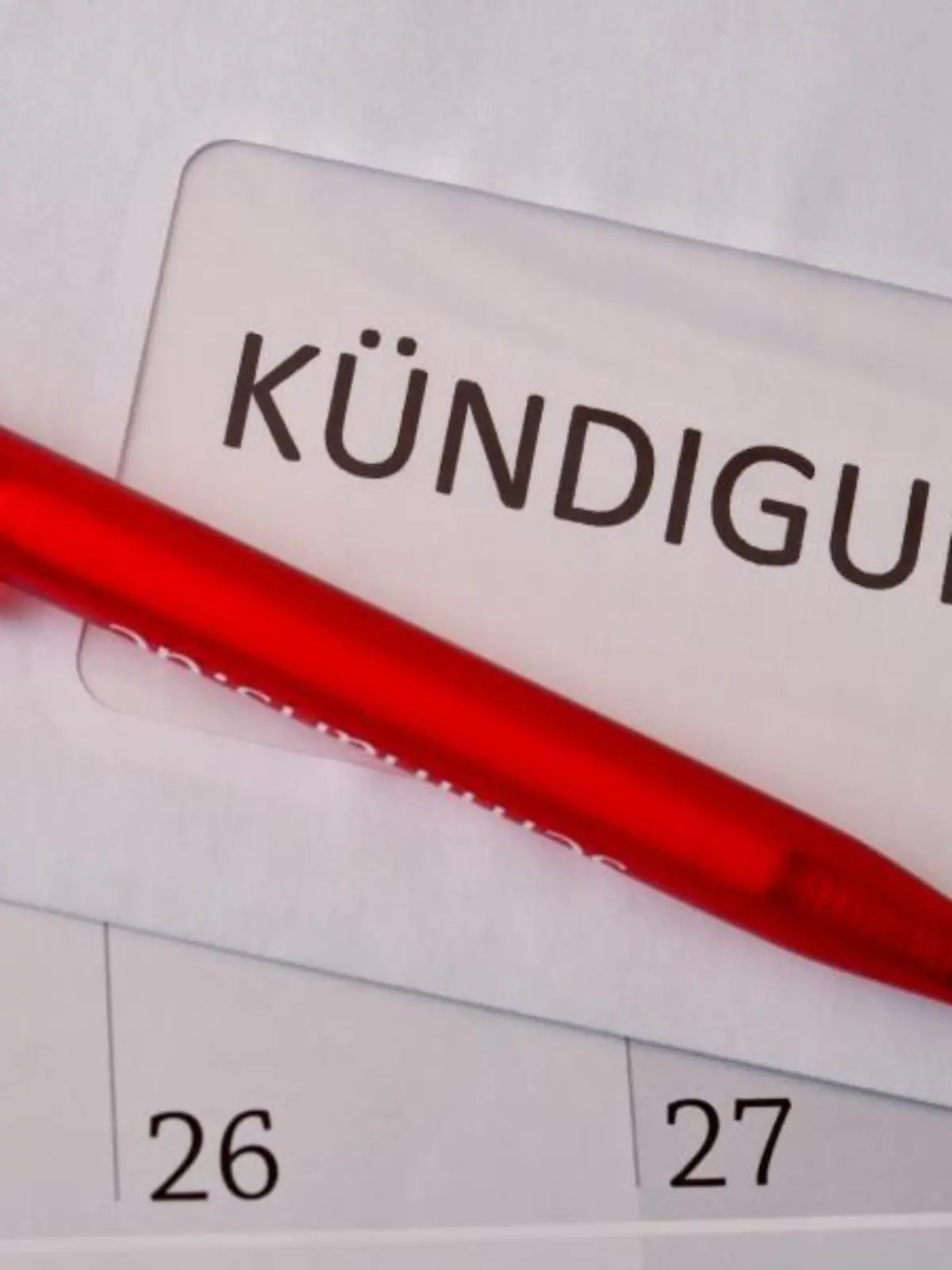 Verbraucherschützer fordern kürzere Kündigungszeit