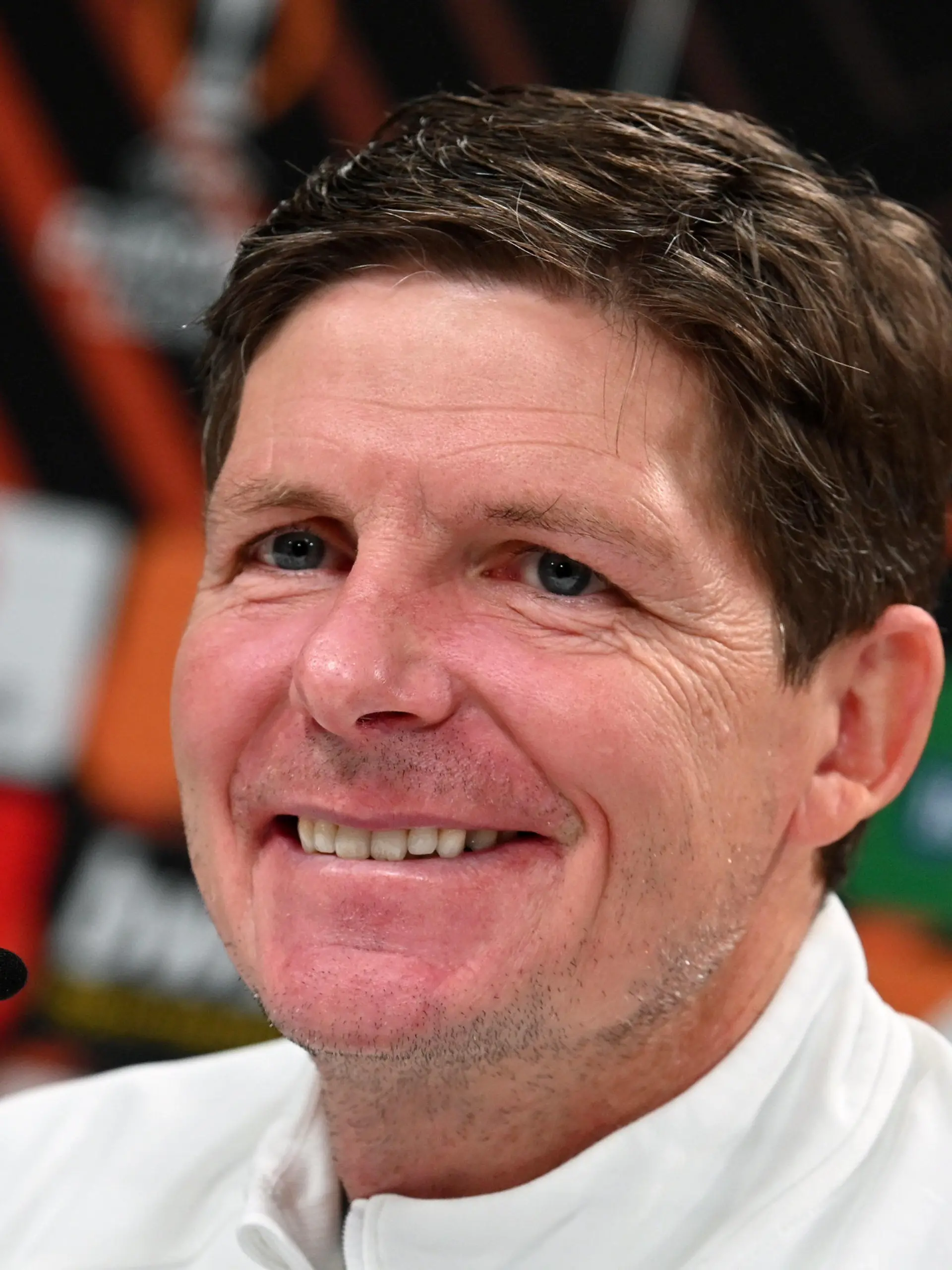 24.11.2021, Hessen, Frankfurt/Main: Cheftrainer Oliver Glasner nimmt an der Pressekonferenz von Eintracht Frankfurt vor dem Europa-League-Spiel gegen Royal Antwerpen teil. Foto: Arne Dedert/dpa +++ dpa-Bildfunk +++