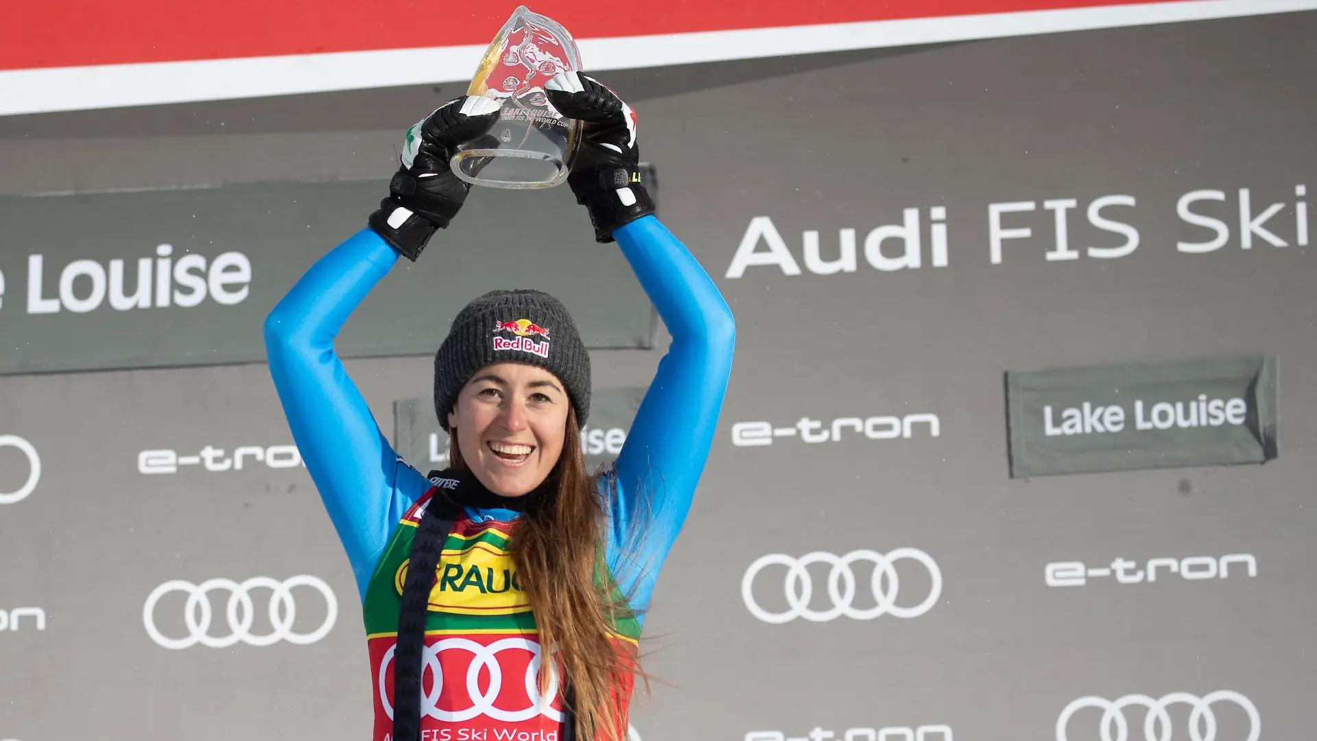 Sport Themen der Woche KW48 Super G Weltcup Ladies Lake Louise LAKE LOUISE,CANADA,5.Dec.21 - ALPINE SKIING - FIS World Cup, women, SG. Image shows GOGGIA Sofia ITA. Photo: Sammy Minkoff Agency/ Helmut Schoderbock Lake Louise Alberta Canada Abfahrtsstrecke Lake Louise *** Super G World Cup Ladies Lake Louise LAKE LOUISE,CANADA,5 Dec 21 ALPINE SKIING FIS World Cup, women, SG Image shows GOGGIA Sofia ITA Photo Sammy Minkoff Agency Helmut Schoderbock Lake Louise Alberta Canada Downhill course Lake Louise