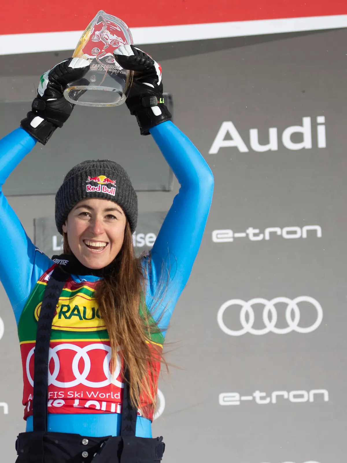 Sport Themen der Woche KW48  Super G Weltcup Ladies Lake Louise LAKE LOUISE,CANADA,5.Dec.21 - ALPINE SKIING - FIS World Cup, women, SG. Image shows GOGGIA Sofia ITA. Photo: Sammy Minkoff Agency/ Helmut Schoderbock Lake Louise Alberta Canada Abfahrtsstrecke Lake Louise *** Super G World Cup Ladies Lake Louise LAKE LOUISE,CANADA,5 Dec 21 ALPINE SKIING FIS World Cup, women, SG Image shows GOGGIA Sofia ITA Photo Sammy Minkoff Agency Helmut Schoderbock Lake Louise Alberta Canada Downhill course Lake Louise