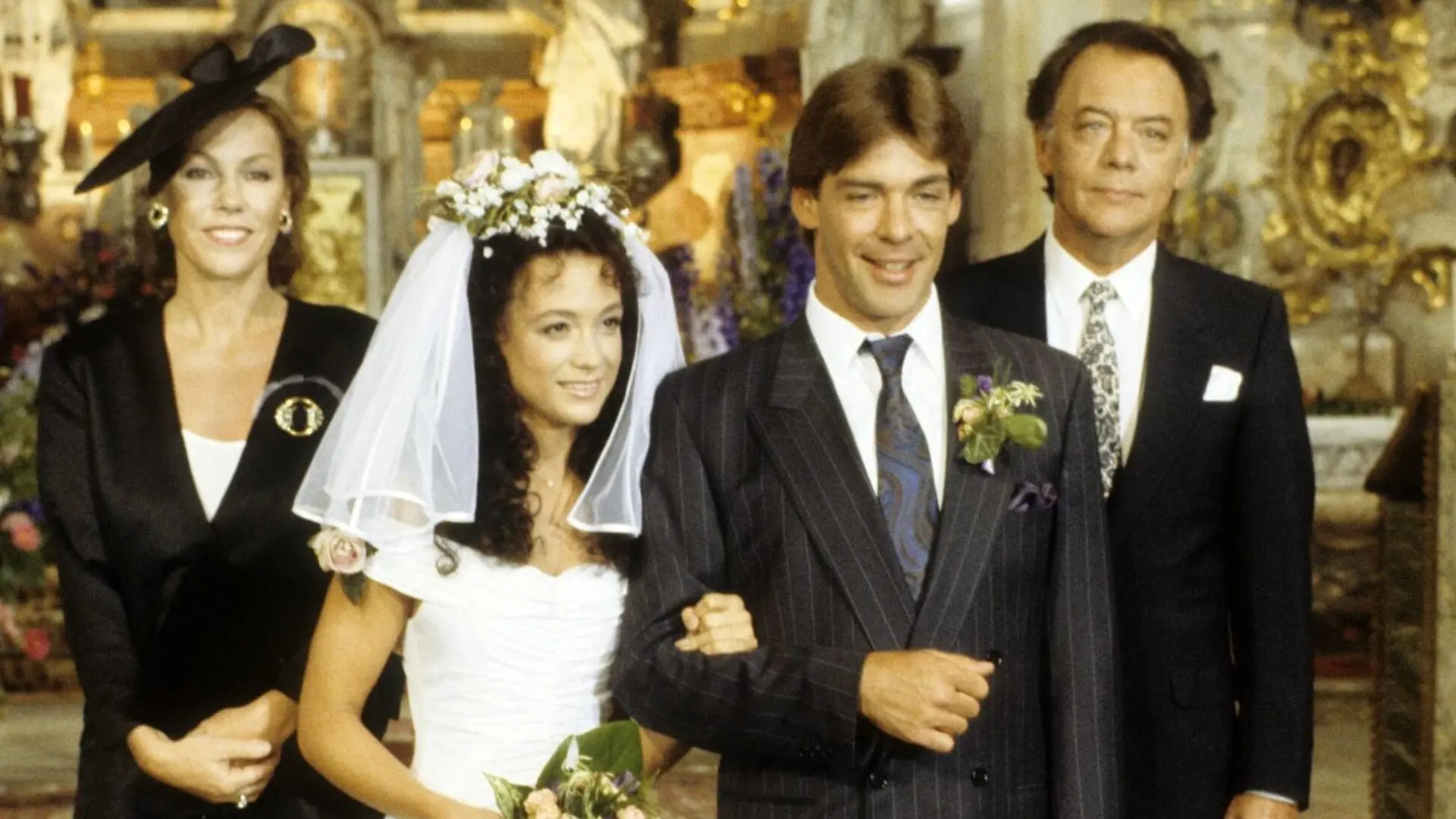 Bildnummer: 56699134 Datum: 01.06.1988 Copyright: imago/teutopress
Die Schwarzwaldklinik , Darsteller 06/88 rag Gaby Dohm, Barbara Wussow, Sascha Hehn und Klausjürgen Wussow im Juni 1988 in Die Schwarzwaldklinik (ZDF) Deutschland deutsch Deutscher Mann Männer Deutsche Schauspieler Schauspiel Schauspielerin Schauspielerinnen Frau Frauen TV Fernsehen Film Serie Reihe Fernsehserie Fernsehreihe Szene Szenenfoto Still Kulisse Kirche Hochzeit Trauung heiraten Heirat Braut Bräutigam Brautkleid Altar Hochformat hoch ganz stehend People x0x xkg 1988 hoch Aufmacher
56699134 Date 01 06 1988 Copyright Imago teutopress the Black Forest Hospital Cast 06 88 RAG Gaby Dohm Barbara Wussow Sascha Hehn and Klaus Jürgen Wussow in June 1988 in the Black Forest Hospital ZDF Germany German German Man Men German Actor Acting Actress Actresses Woman Women TV Television Film Series Row Television series Series Scene Scene photo quiet Backdrop Church Wedding Wedding ceremony marry Marriage Bride Bridegroom Bridal dress Altar Portrait vertical whole standing Celebrities x0x xkg 1988 vertical Highlight