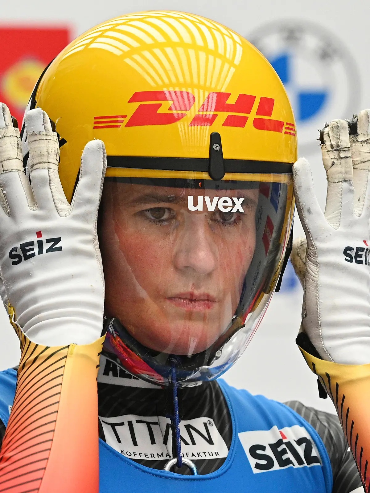 05.12.2021, Russland, Sotschi: Rodeln: Weltcup, Einsitzer, Frauen: Natalie Geisenberger aus Deutschland bereitet sich auf den Wettbewerb vor. Foto: Ekaterina Lyzlova/AP/dpa +++ dpa-Bildfunk +++