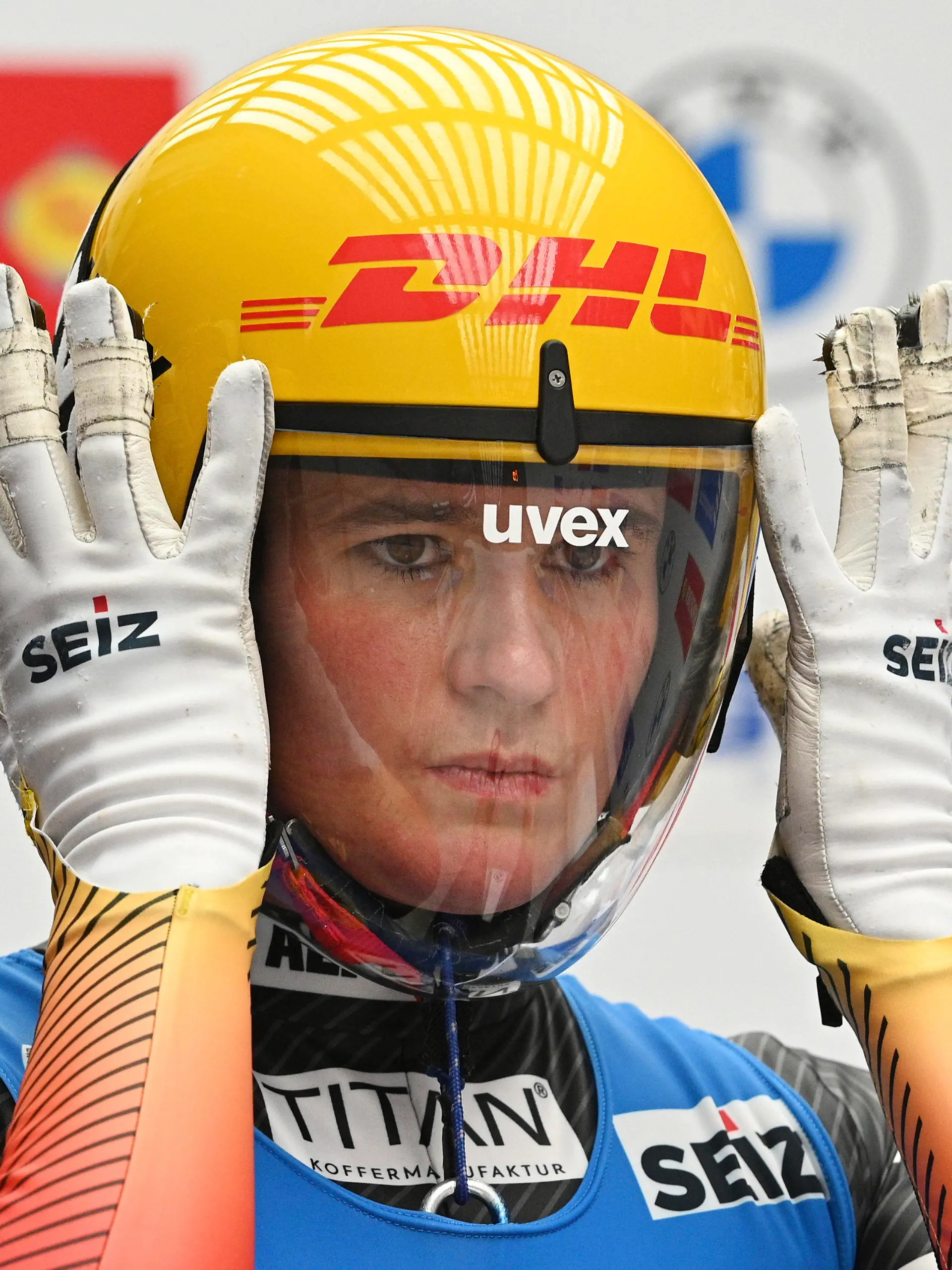 05.12.2021, Russland, Sotschi: Rodeln: Weltcup, Einsitzer, Frauen: Natalie Geisenberger aus Deutschland bereitet sich auf den Wettbewerb vor. Foto: Ekaterina Lyzlova/AP/dpa +++ dpa-Bildfunk +++