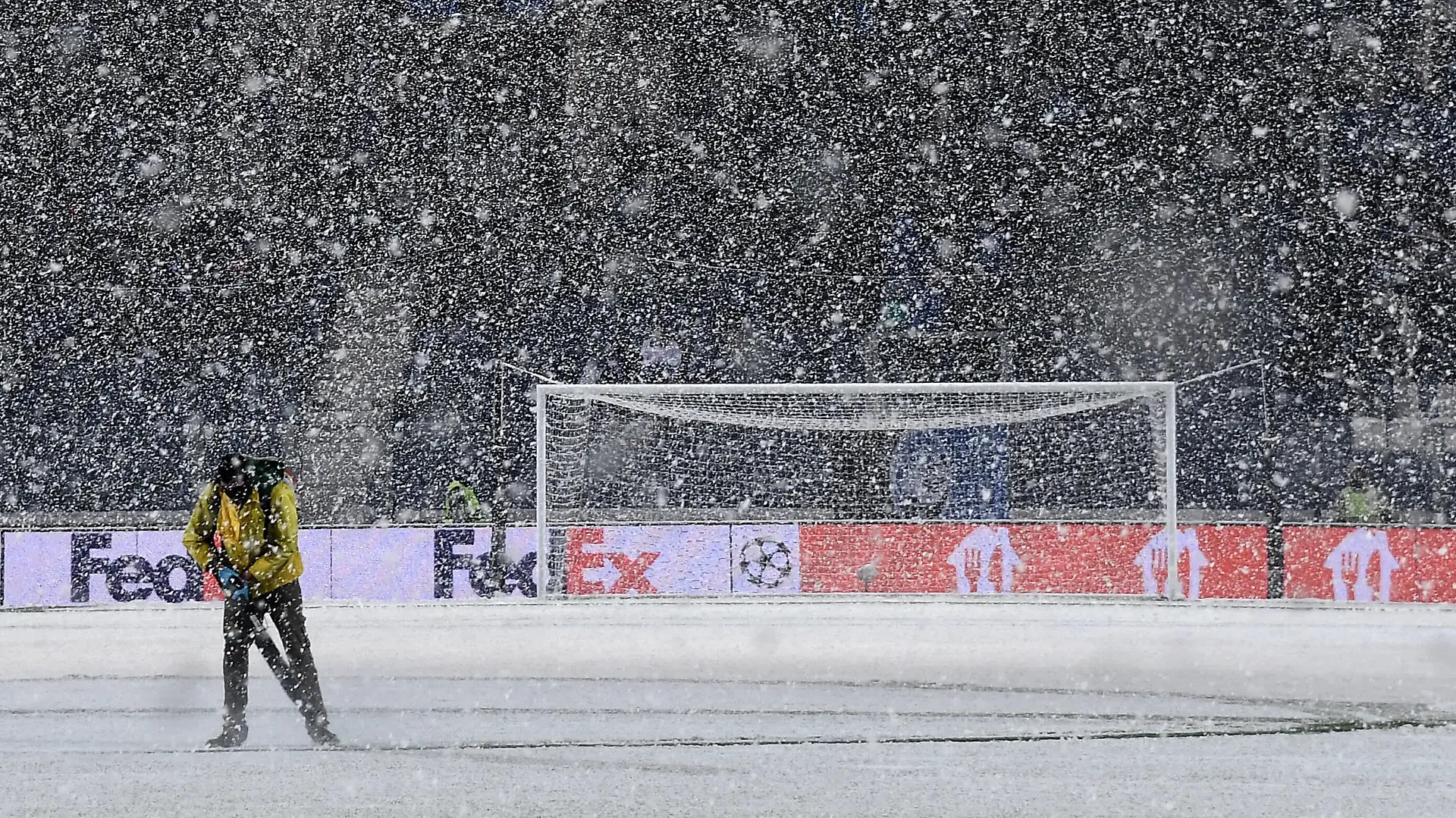 Db Bergamo 08/12/2021 - Champions League / Atalanta-Villareal / foto Daniele Buffa/Image nella foto: neve PUBLICATIONxNOTxINxITA