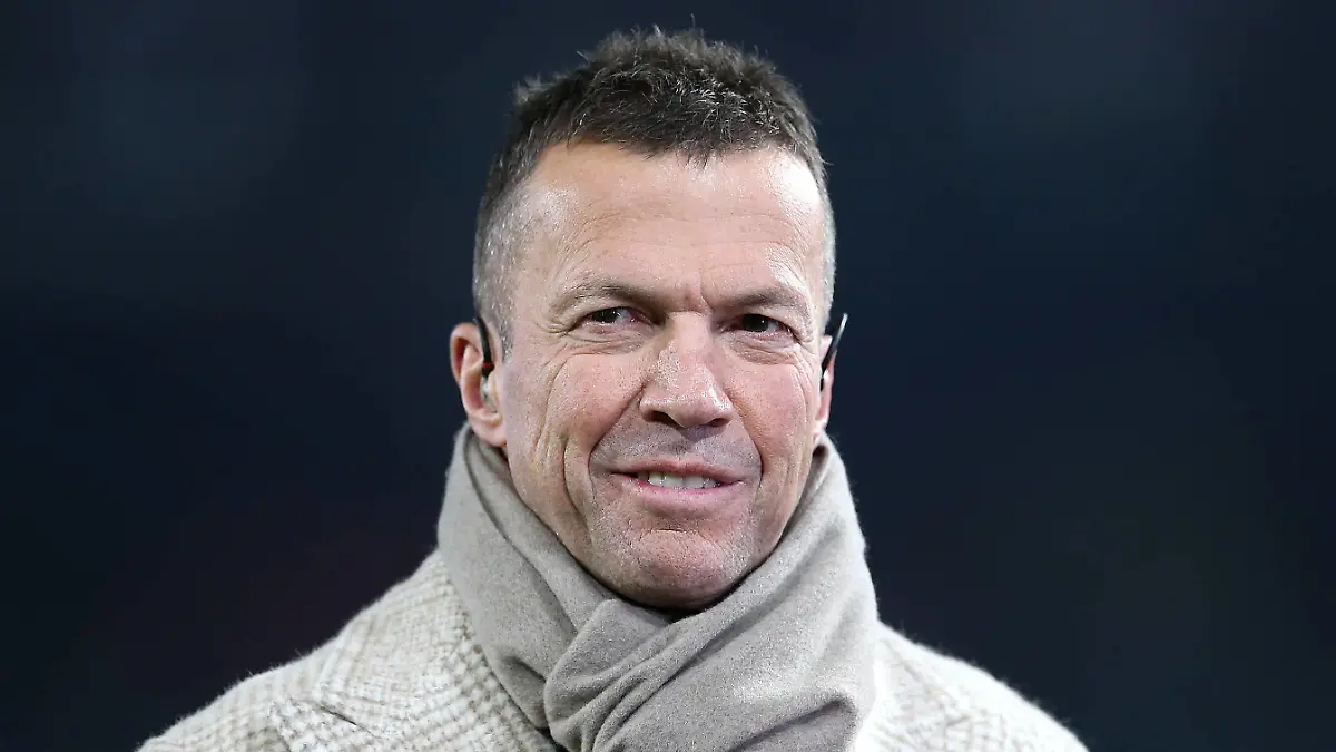 11.11..2021, Fussball WM-Qualifikation 2021/22 Gruppe J, Deutschland - Lichtenstein, in der Volkswagen Arena Wolfsburg. Lothar Matthäus ***DFL and DFB regulations prohibit any use of photographs as image sequences and/or quasi-video.*** *** 11 11 2021, Football World Cup Qualification 2021 22 Group J, Germany Lichtenstein, at Volkswagen Arena Wolfsburg Lothar Matthäus DFL and DFB regulations prohibit any use of photographs as image sequences and or quasi video