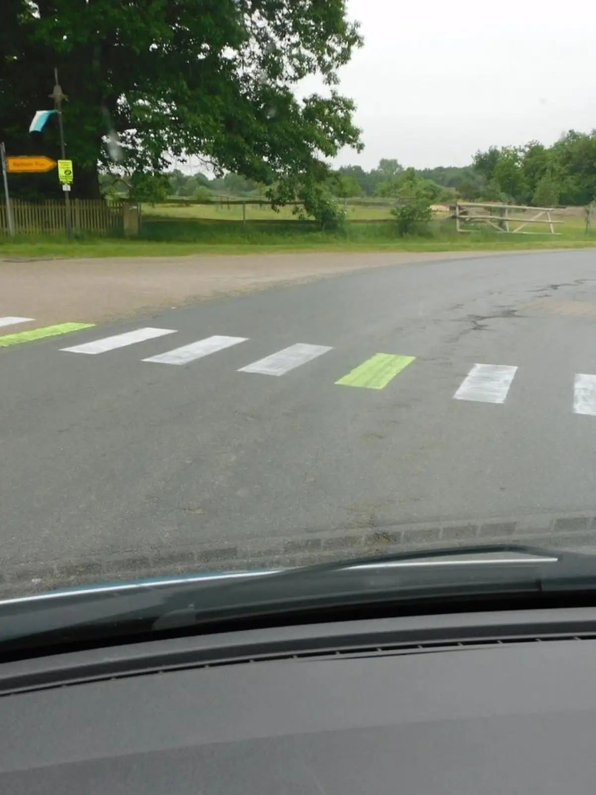 Falscher "Zebrastreifen" in Eilte