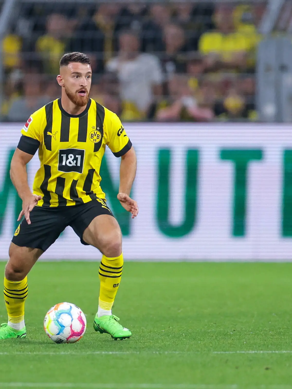  02.09.2022, Fussball, Saison 2022/2023, 1. Bundesliga, 5. Spieltag, Borussia Dortmund - TSG 1899 Hoffenheim, Salih Özcan Borussia Dortmund, Foto: Dennis Ewert/RHR-FOTO xRHR-FOTO/DEx *** 02 09 2022, Football, 2022 2023 season, 1 Bundesliga, Matchday 5, Borussia Dortmund TSG 1899 Hoffenheim, Salih Özcan Borussia Dortmund , Photo Dennis Ewert RHR PHOTO xRHR PHOTO DEx