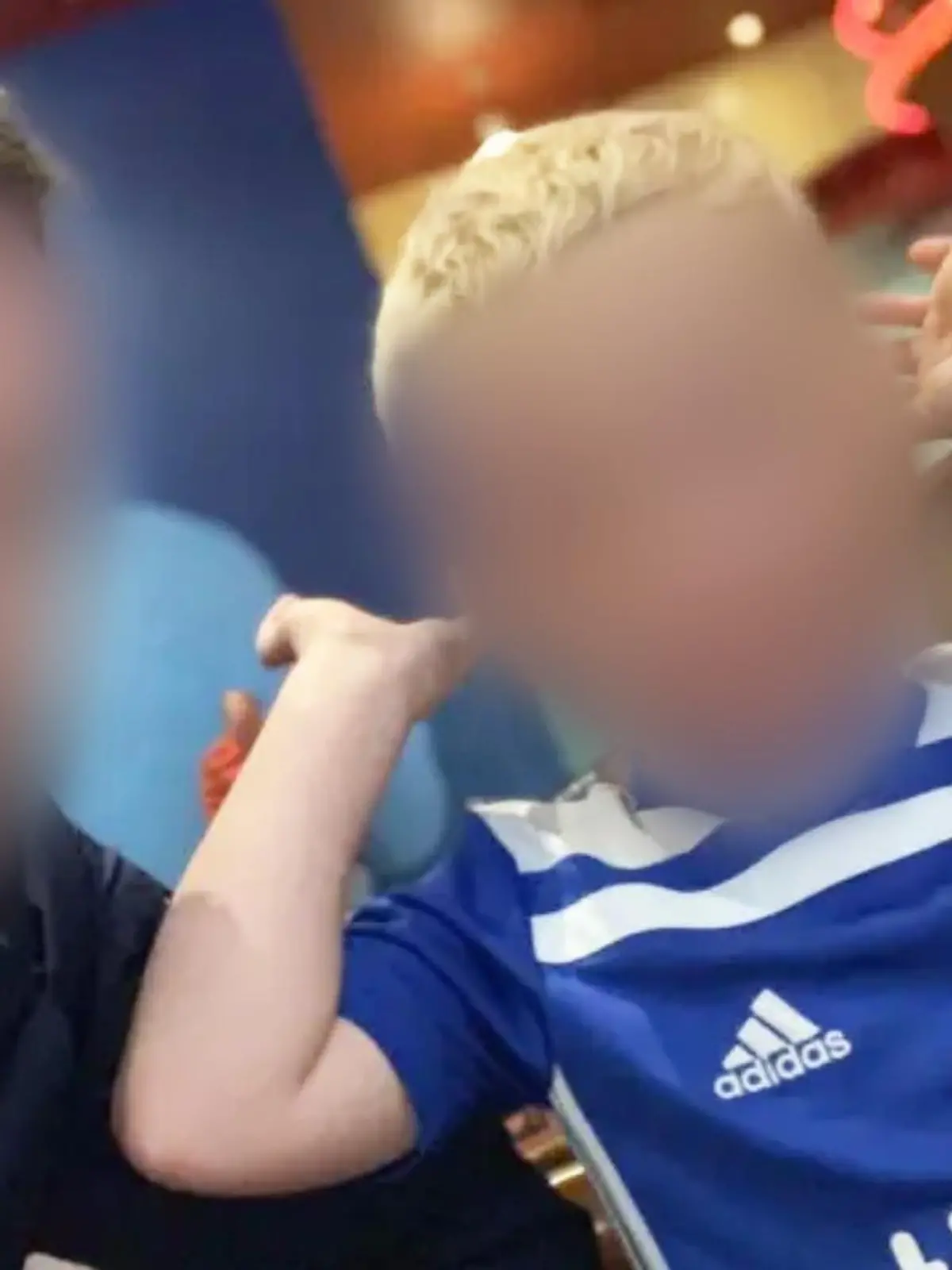 Thomas Hughes aus England gestand den Mord an seinem sechsjährigen Sohn vor Gericht.