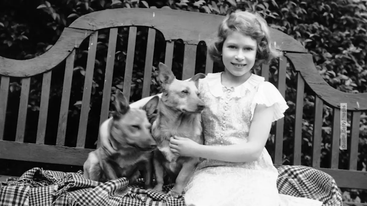 Prinzessin Charlotte sieht aus wie die Queen als Kind! Verblüffende Ähnlichkeit