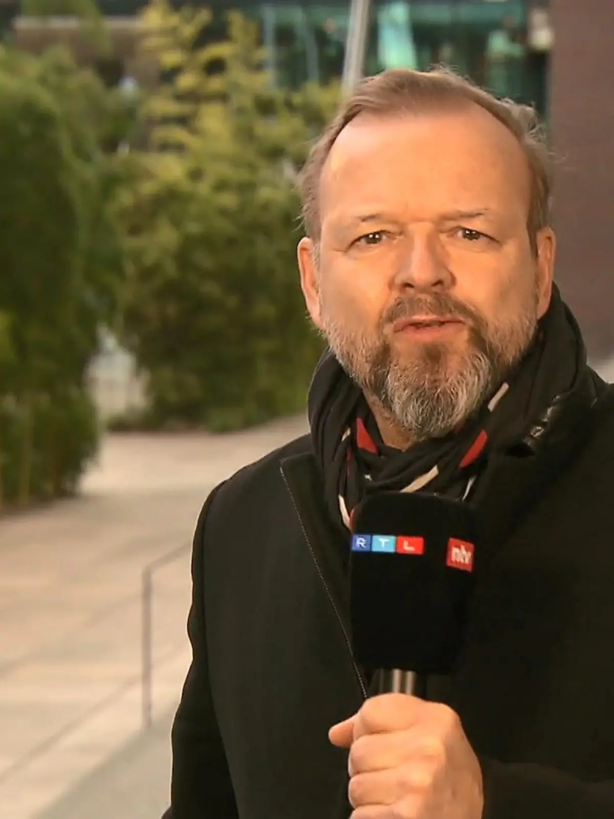 Bild zu: "Jörg Zajonc zu Karl Lauterbach"