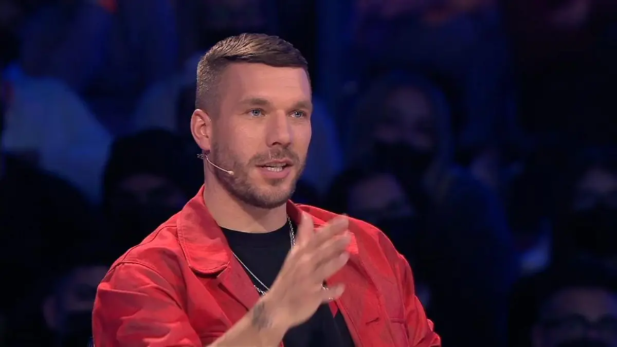 Weltrekord-Jodlerin Uschi springt gleich von der Bühne Poldi ist wenig beeindruckt